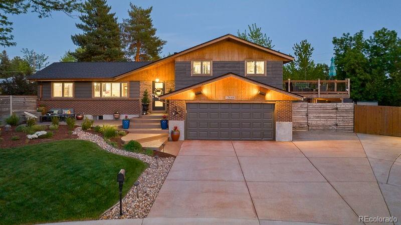 7446 S Dexter Street