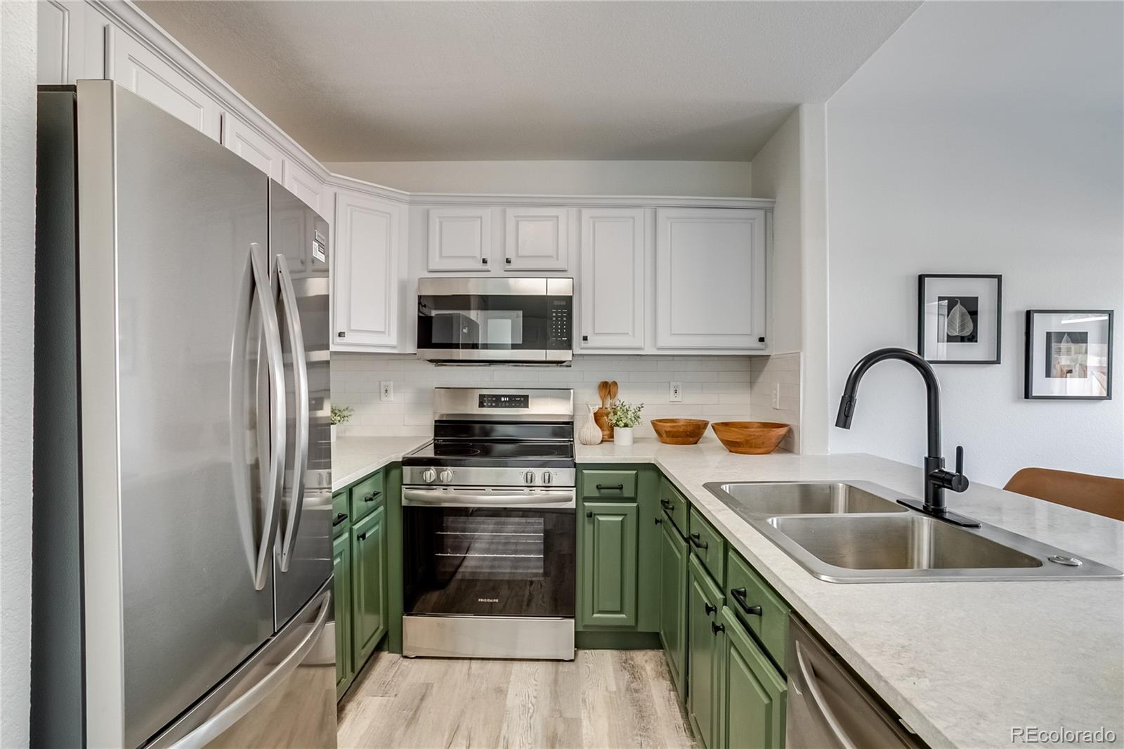 2642 Devonshire Court