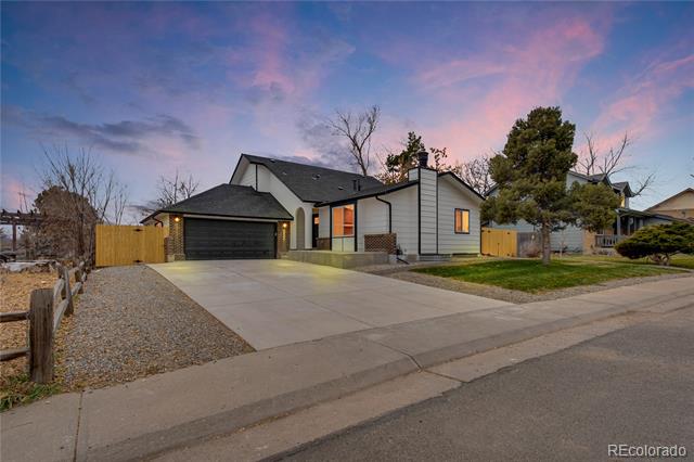 7234 Eaton Circle