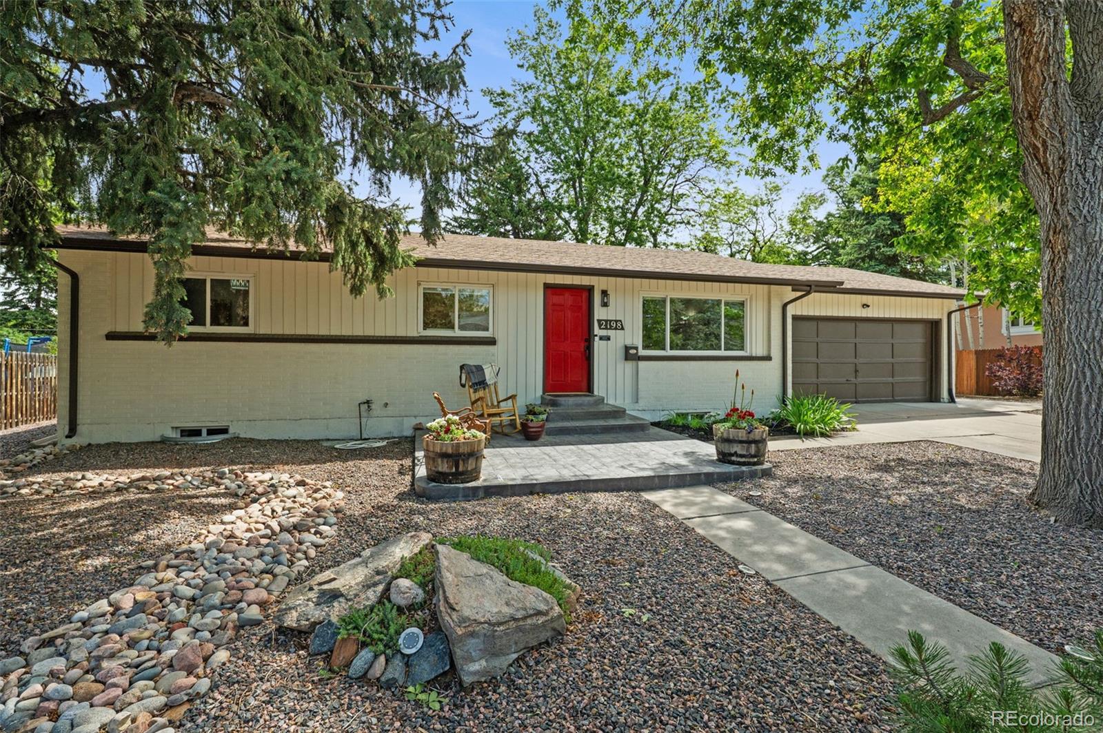 2198 Zinnia Way
