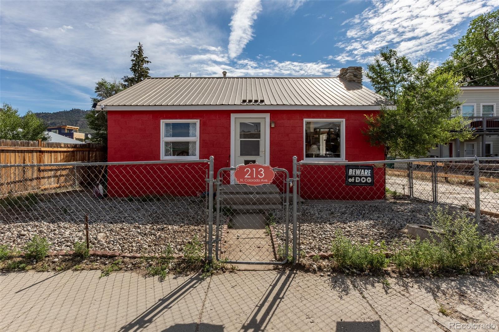 213 N Colorado Avenue