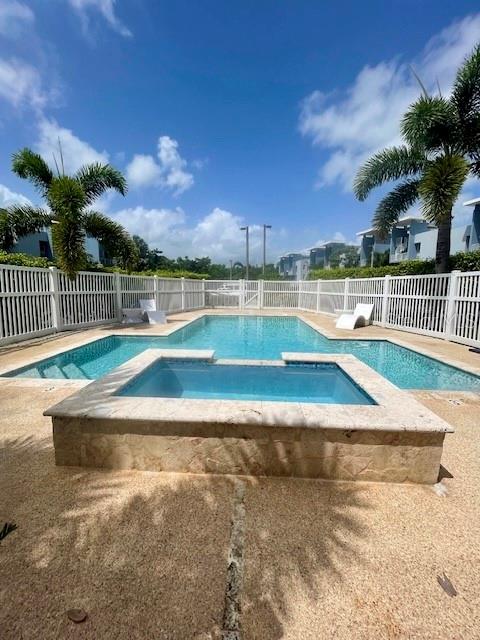 199 COND. PASEO DEL REY #Apt I501