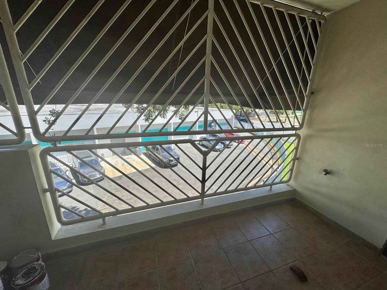 B-103 COND VILLAS DE GUAYNABO #B-103
