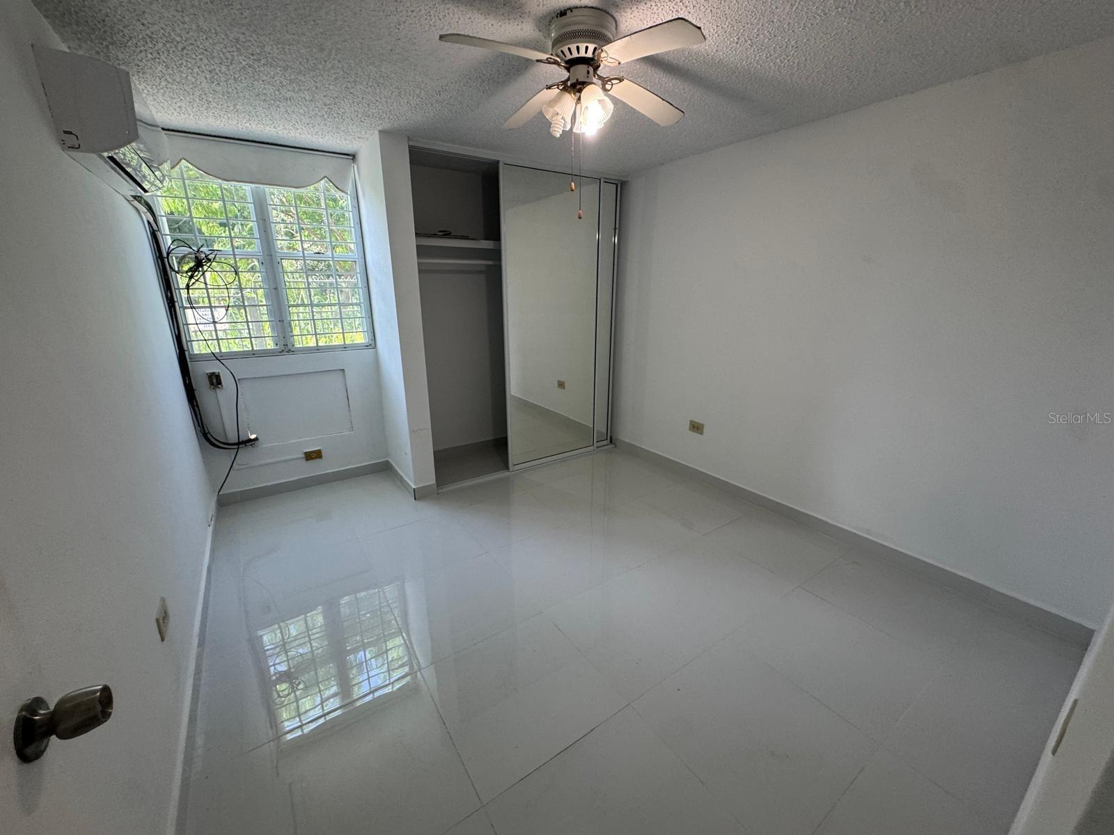 B-103 COND VILLAS DE GUAYNABO #B-103