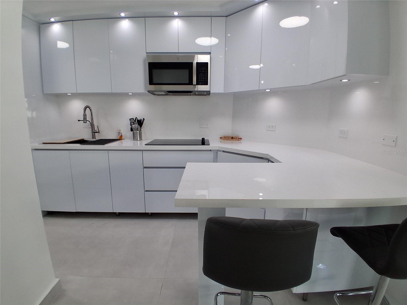 1500 LOS ROMEROS AVE. JARDINES DE MONTEHIEDRA1 #1003
