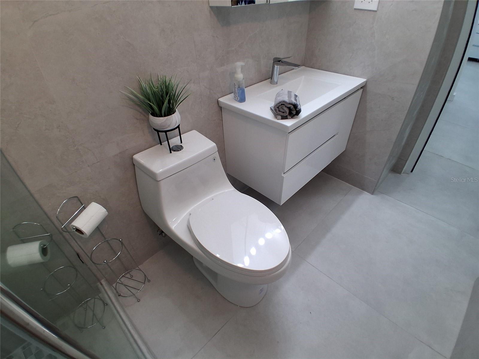 1500 LOS ROMEROS AVE. JARDINES DE MONTEHIEDRA1 #1003