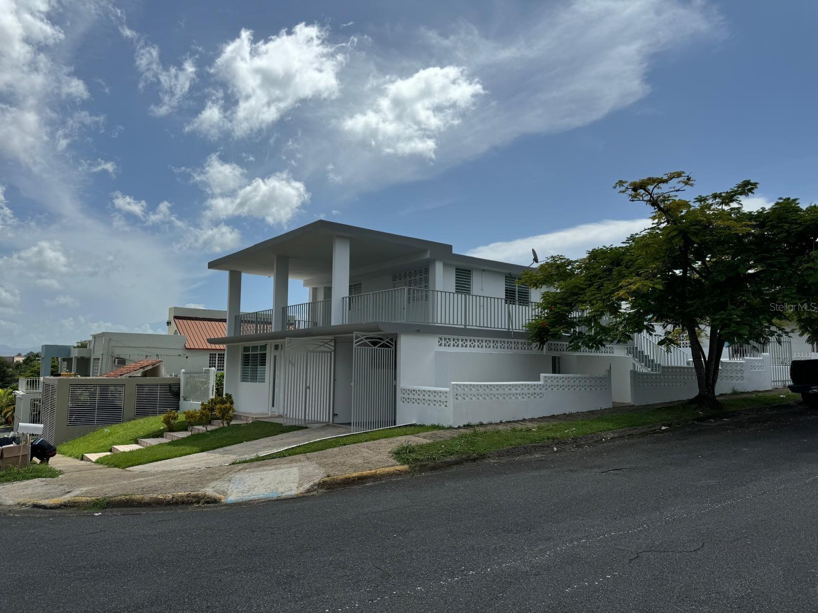 1642 CALLE VOLGA