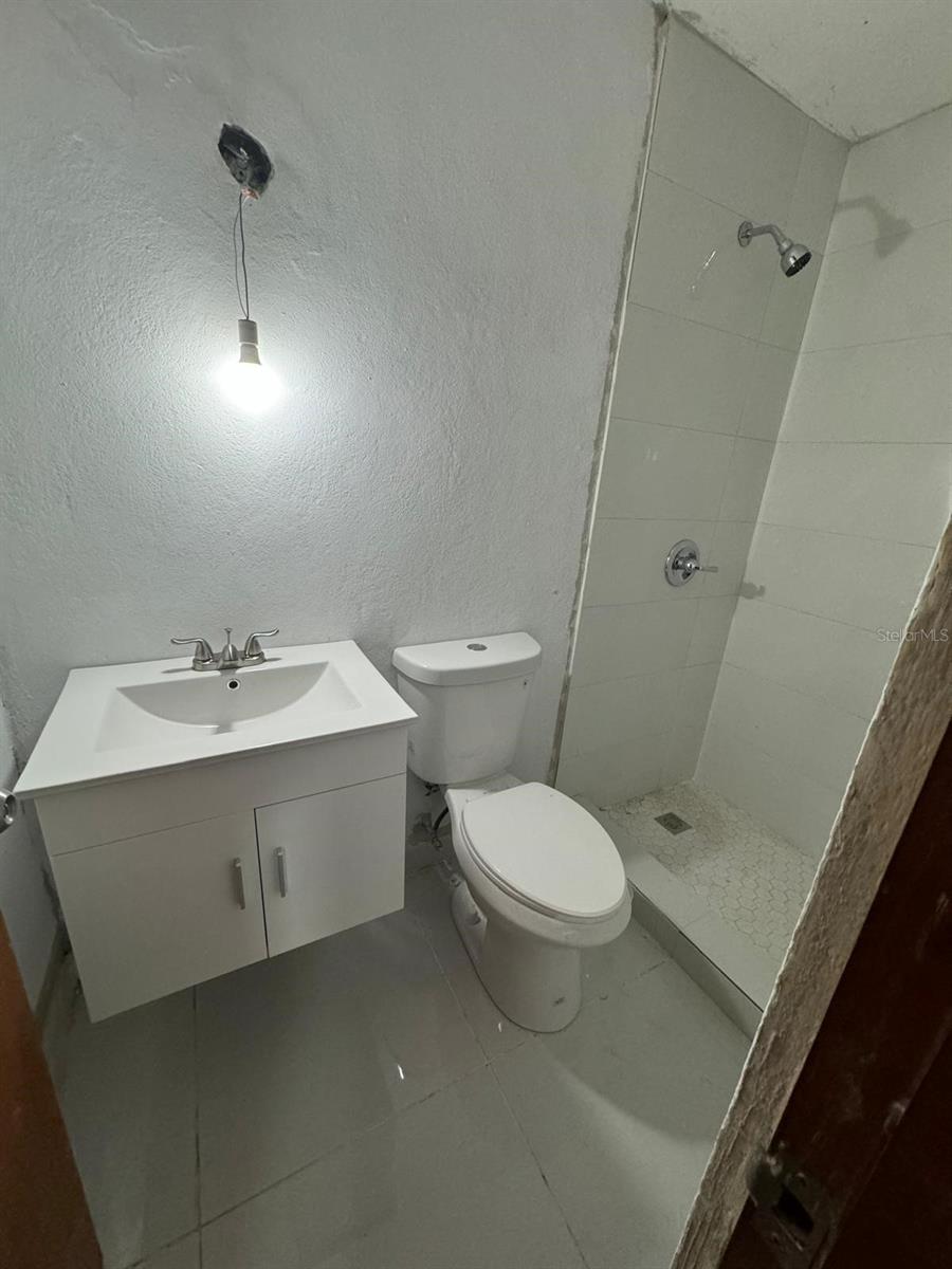 1642 CALLE VOLGA