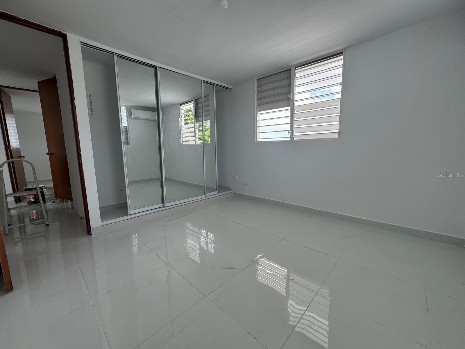 1642 CALLE VOLGA