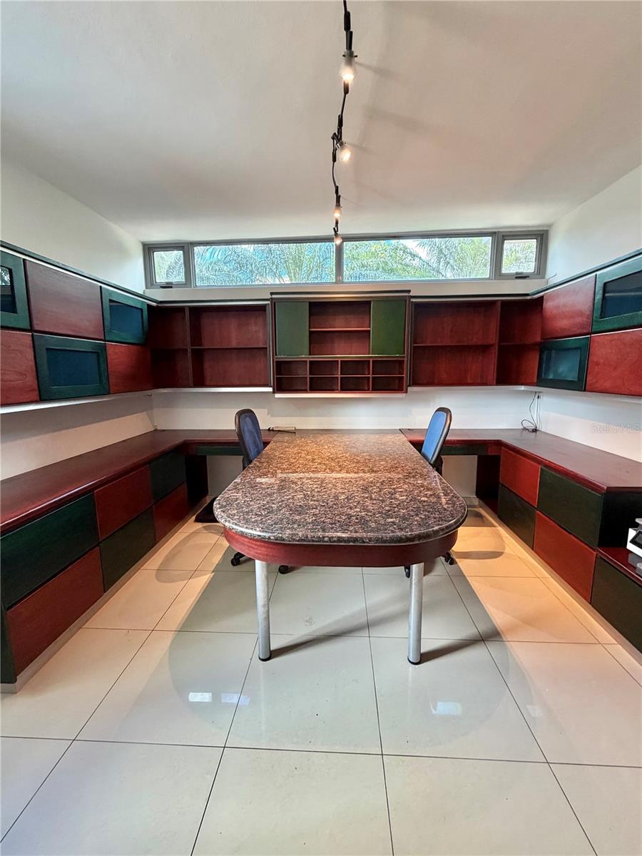 24 CALLE 3 SENDEROS DE MONTEHIEDRA