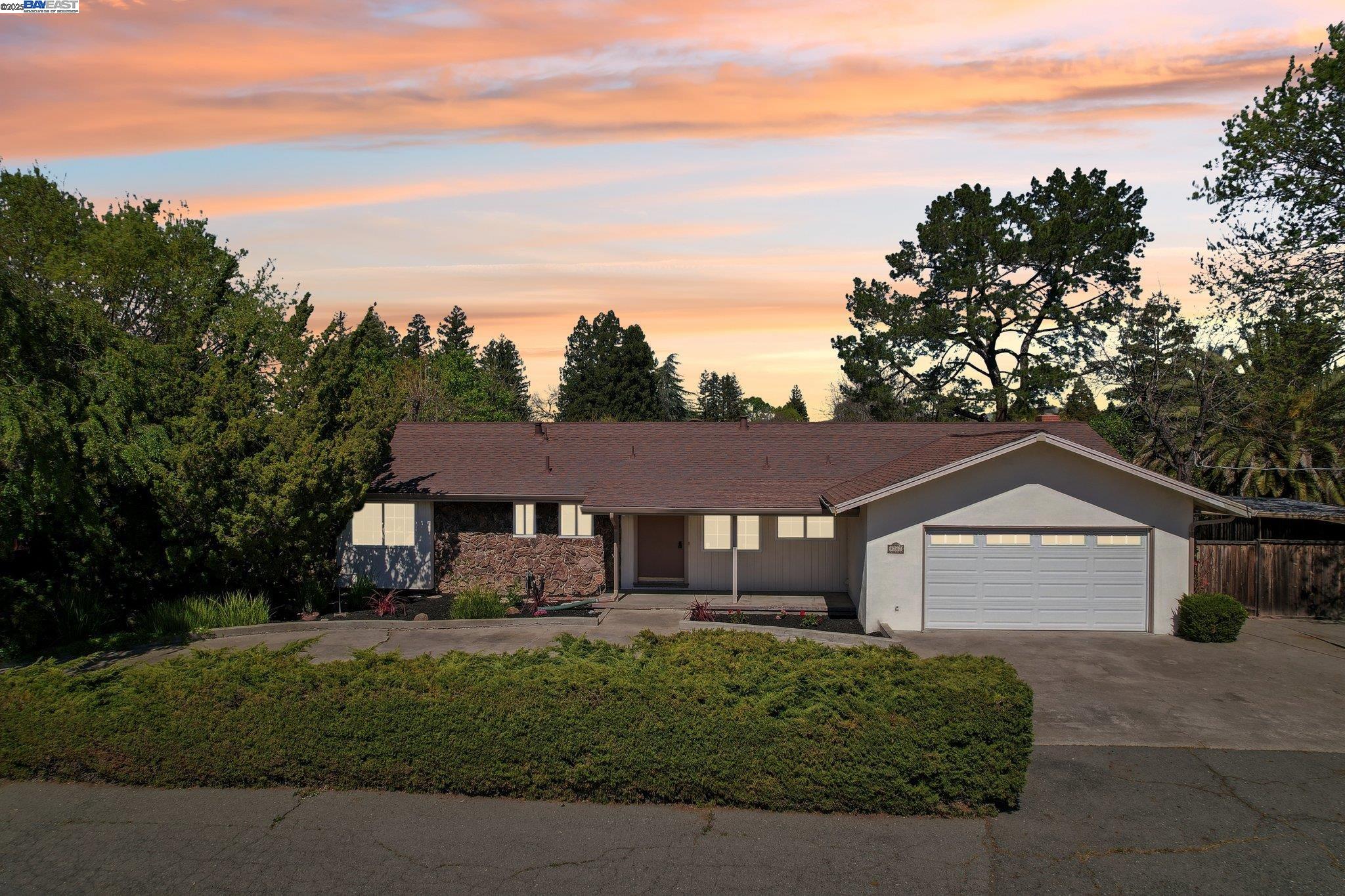 3767 Marice Ct