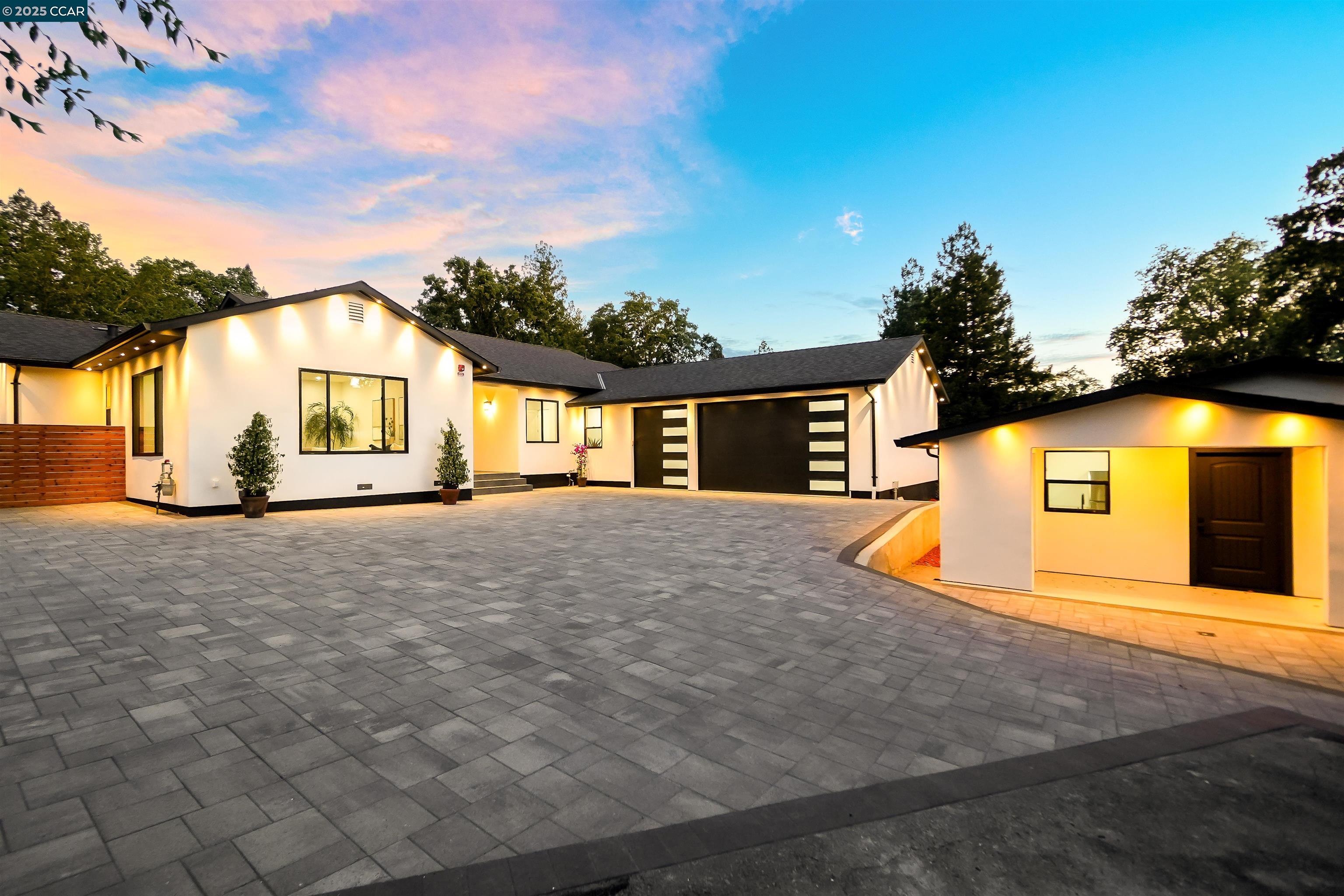 1080 Scots Ln