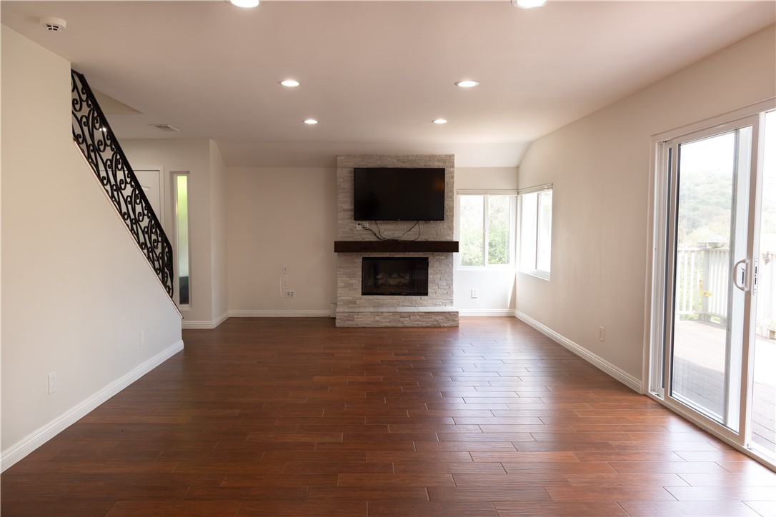 411 San Nicholas Court
