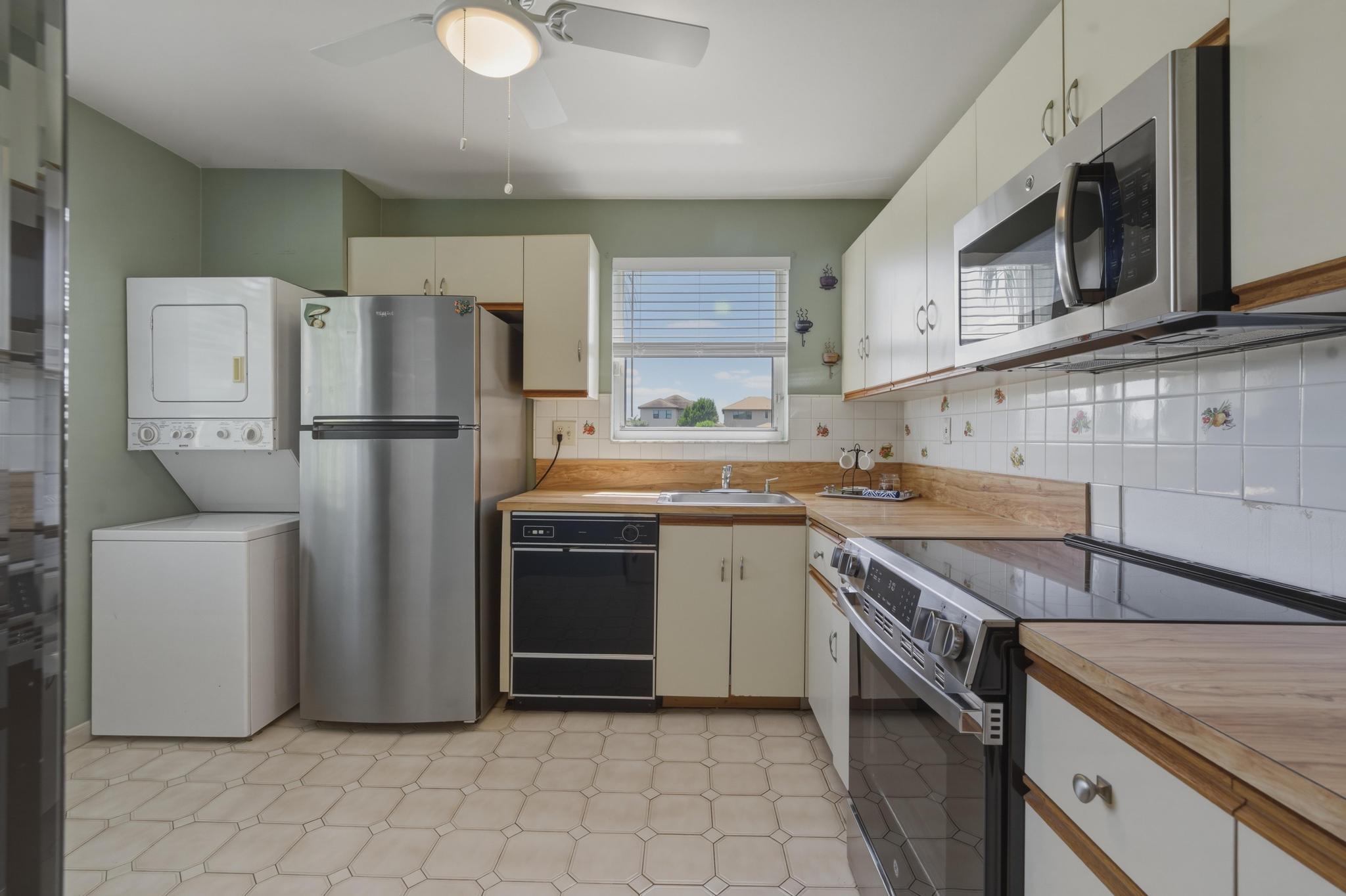 11200 SW 13th Street 104