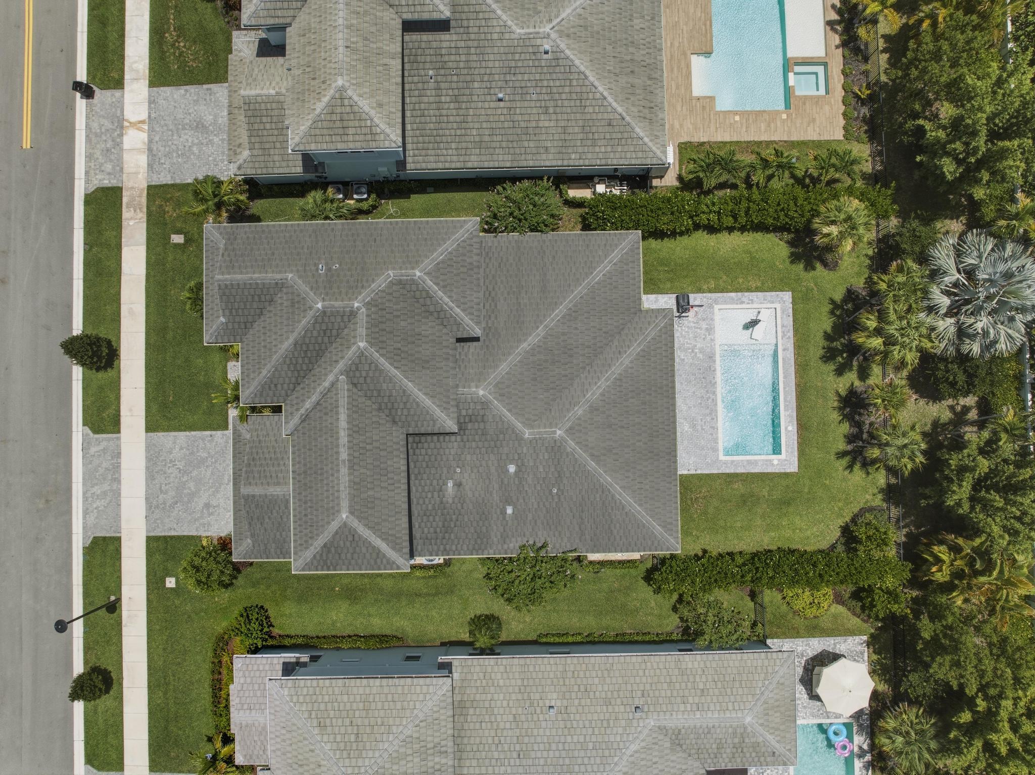 9264 CRESTVIEW Circle