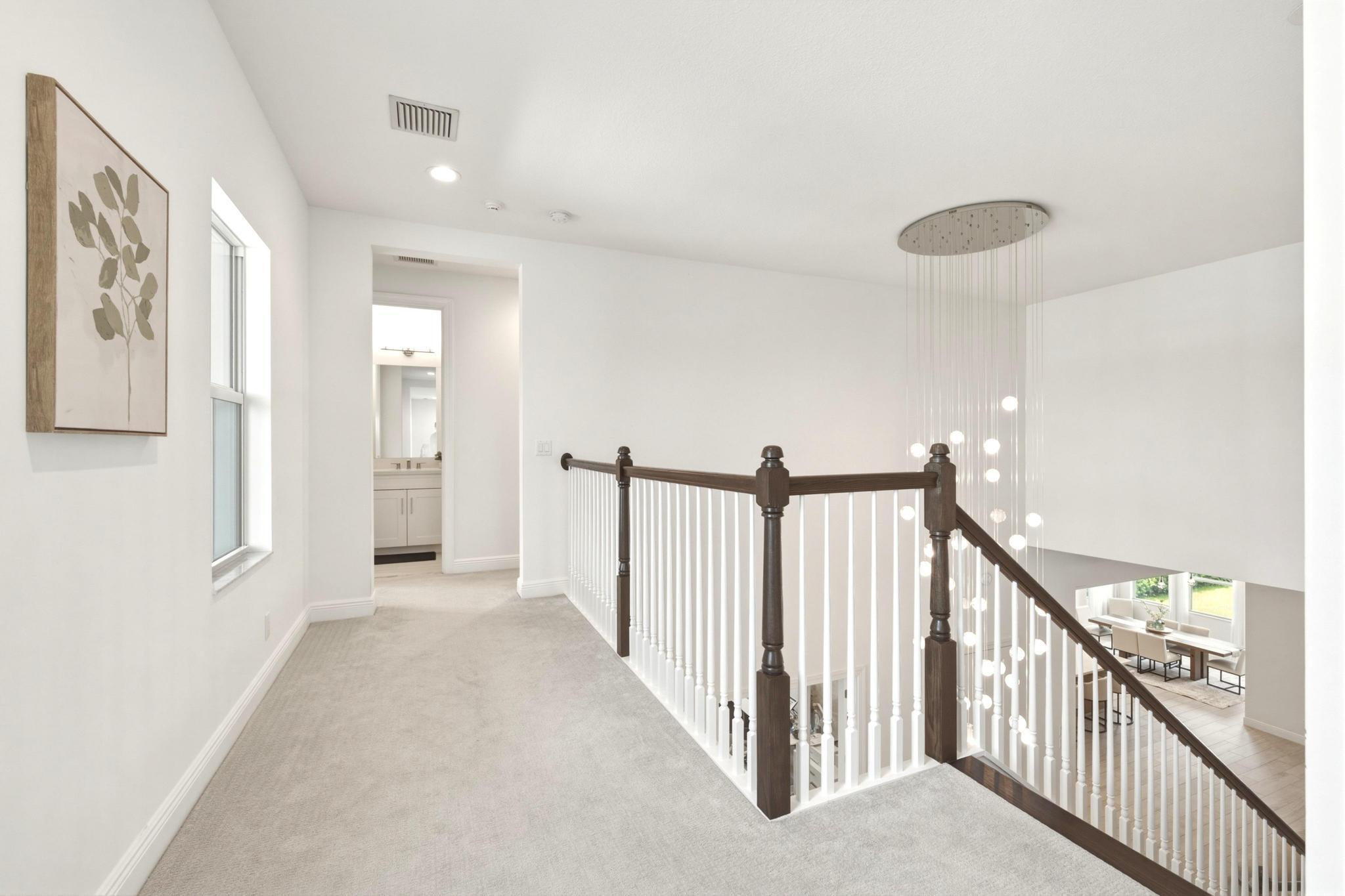 9264 CRESTVIEW Circle