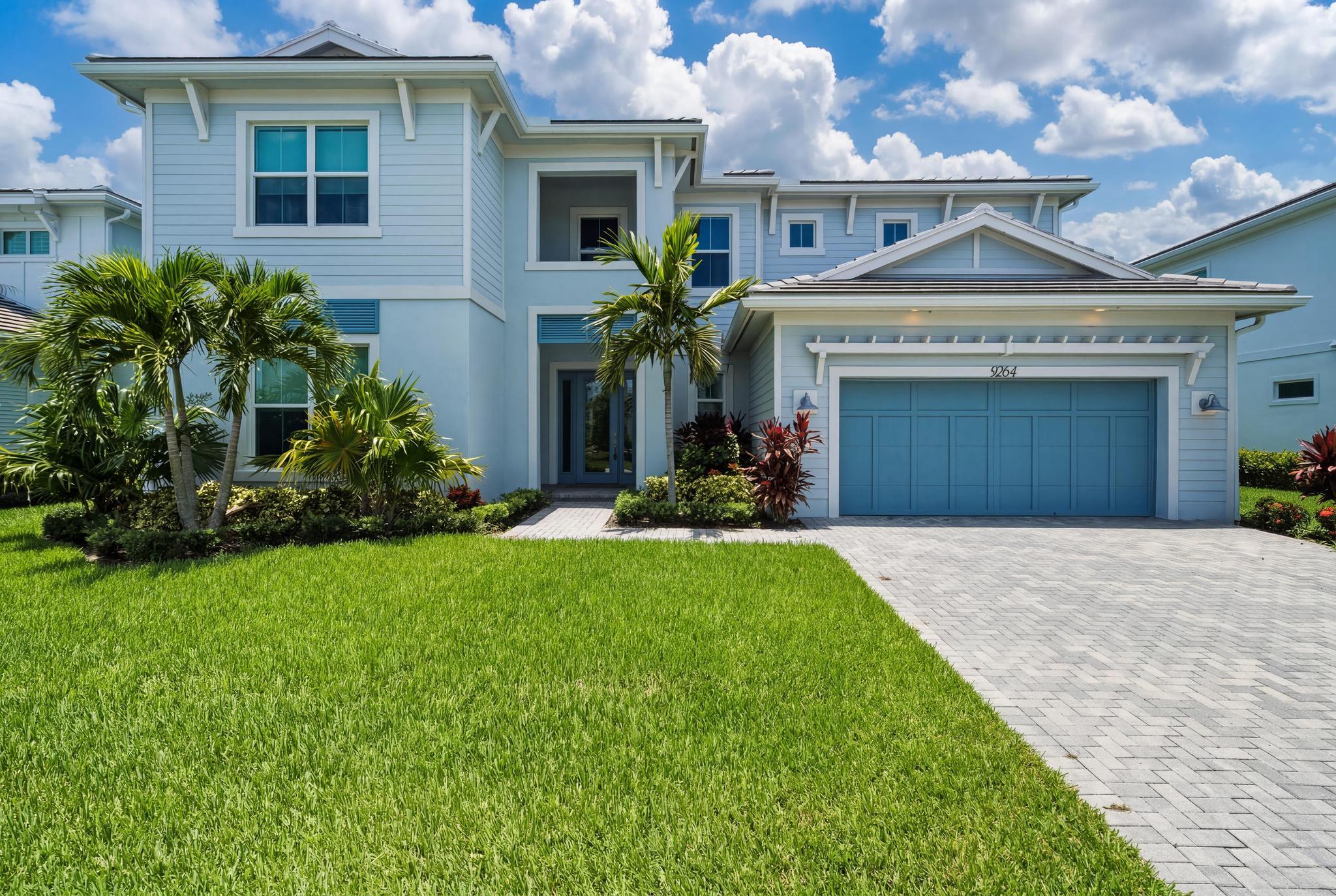 9264 CRESTVIEW Circle