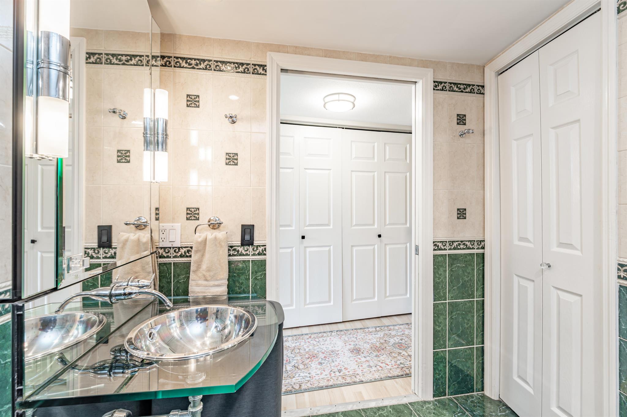 2424 N Federal Highway 203