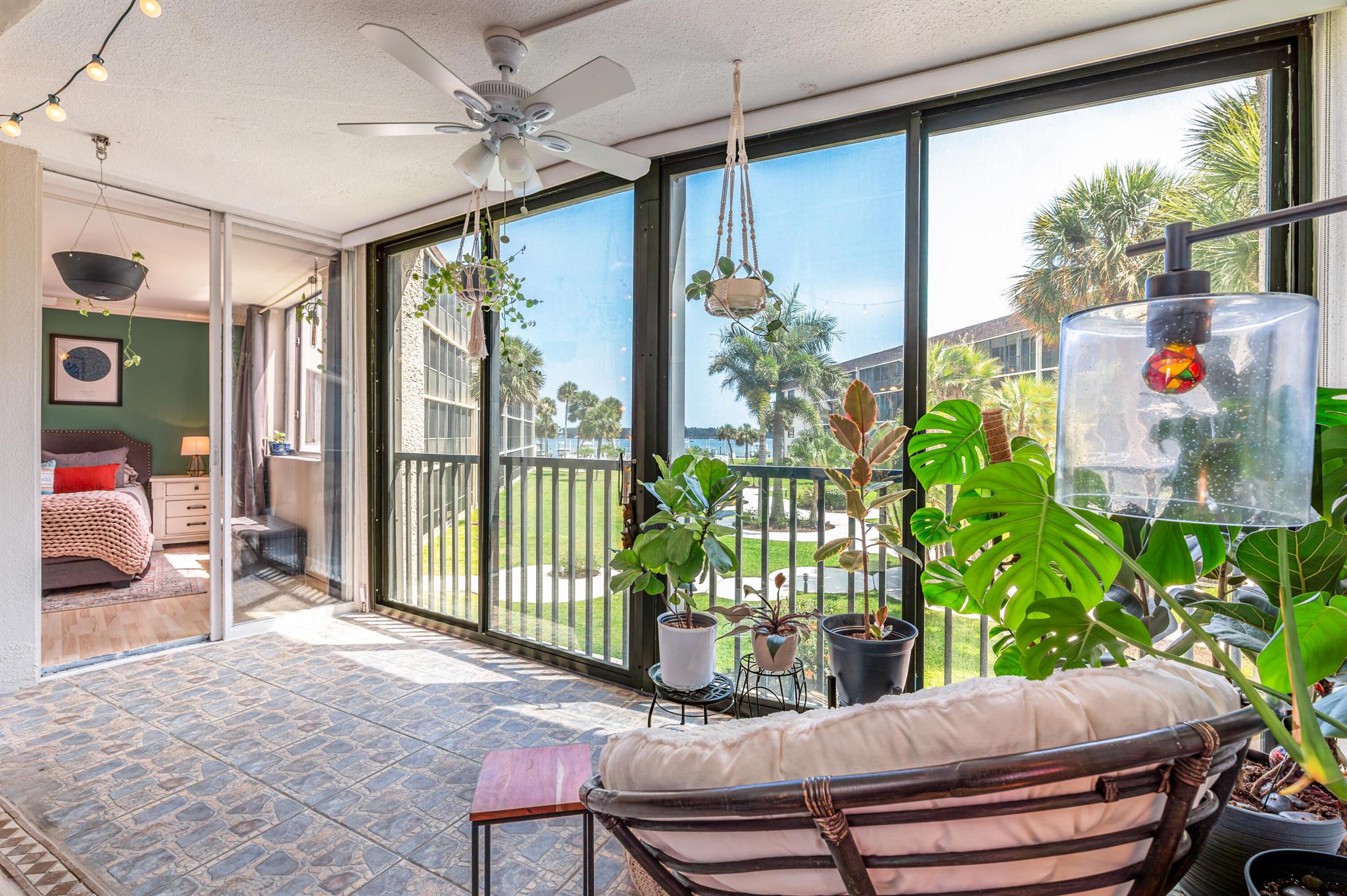 2424 N Federal Highway 203