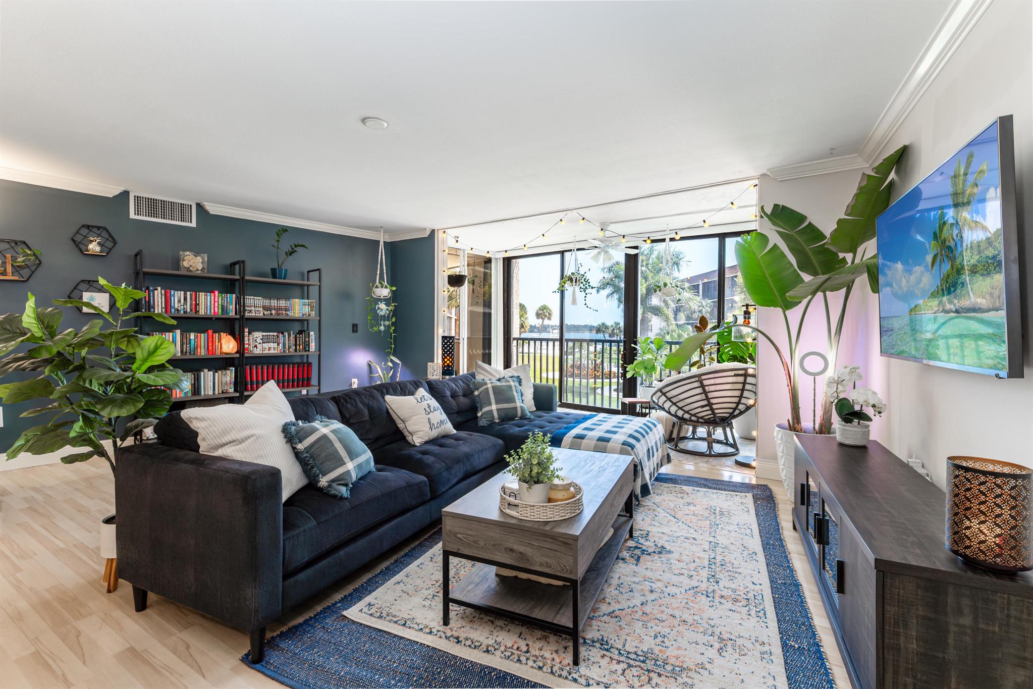 2424 N Federal Highway 203