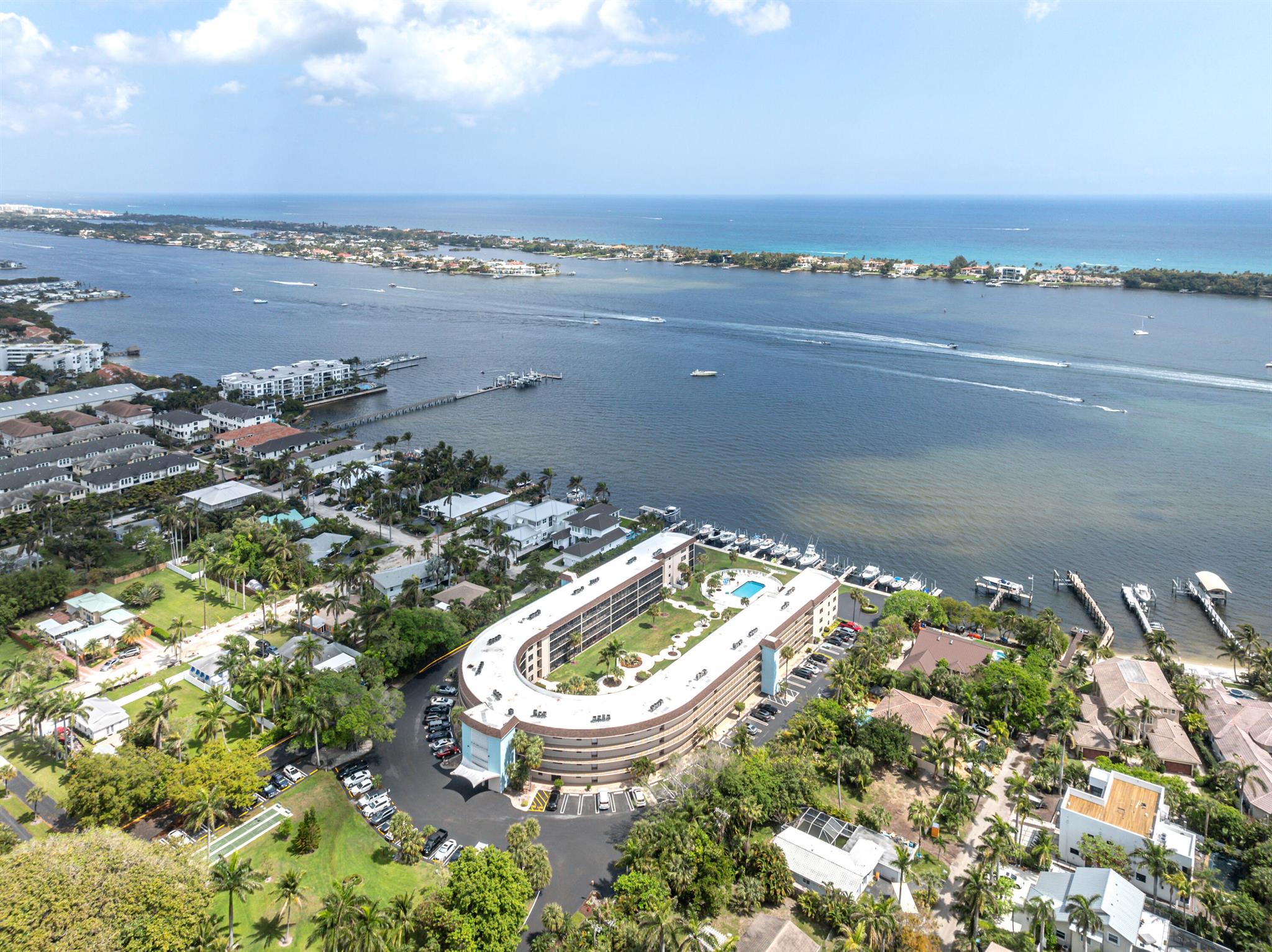 2424 N Federal Highway 203