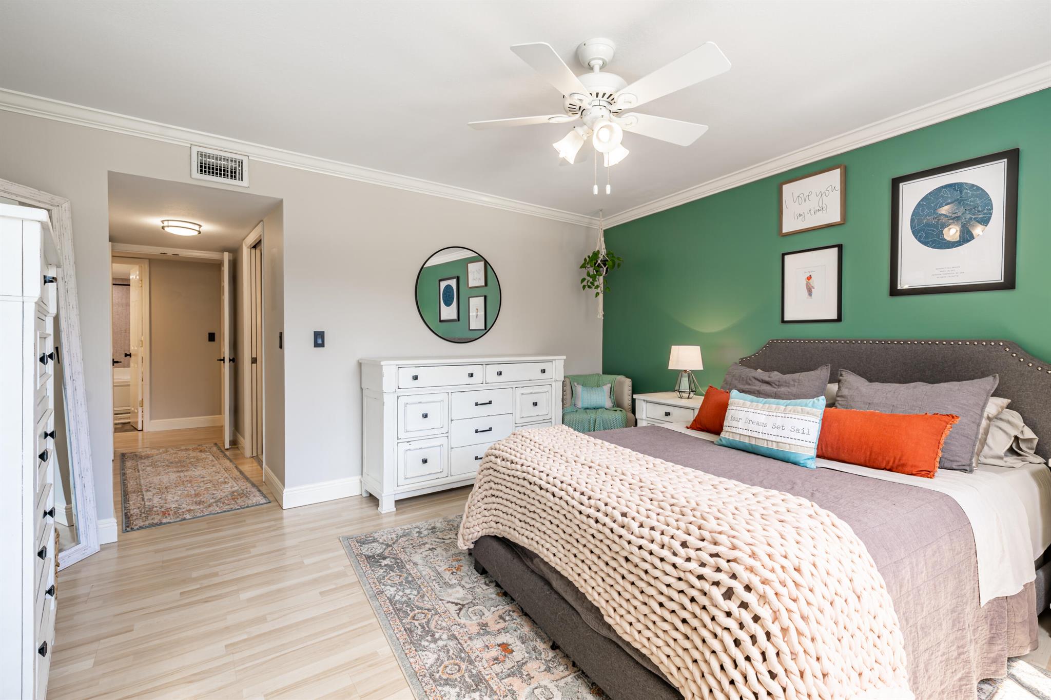 2424 N Federal Highway 203