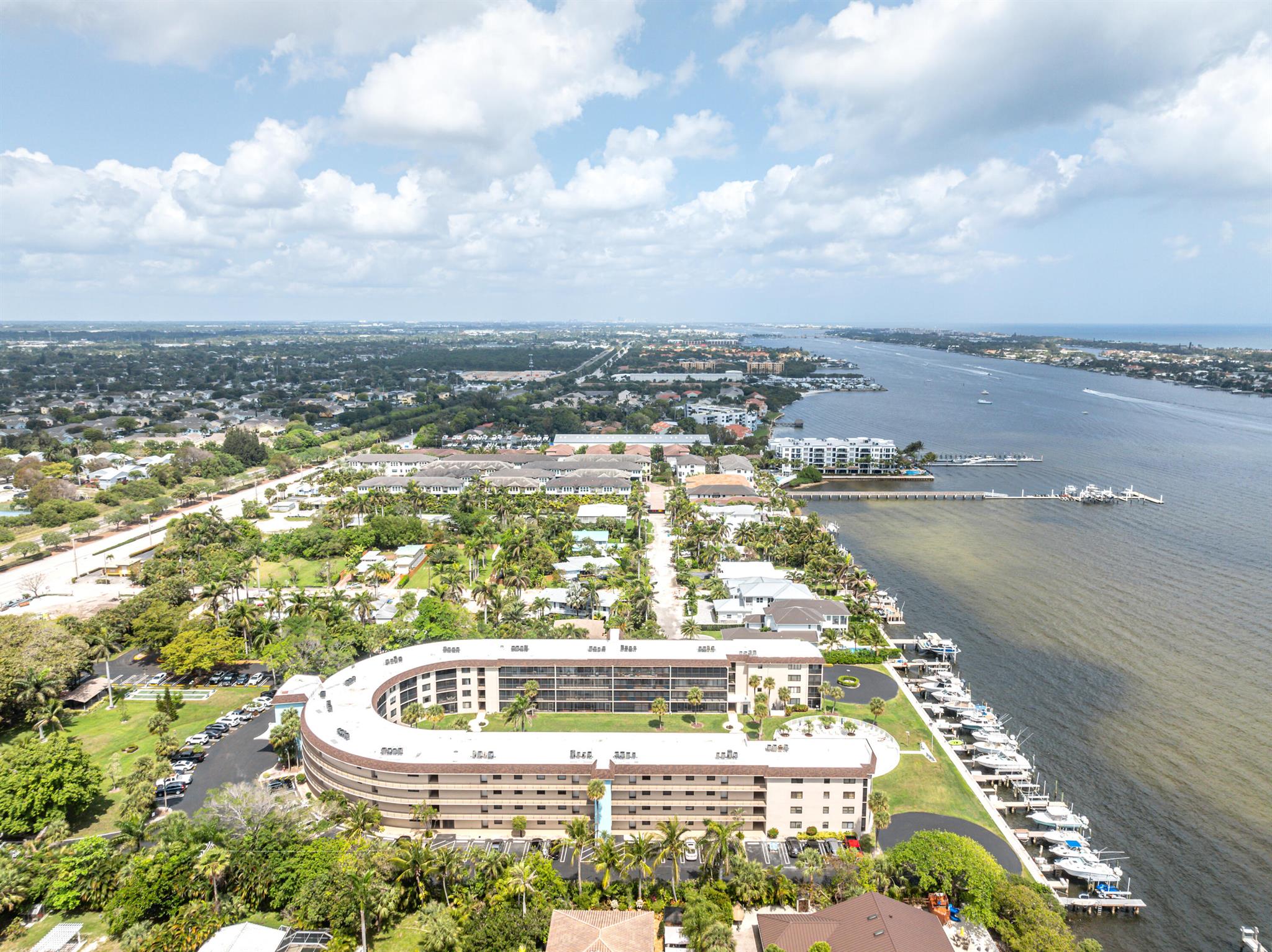 2424 N Federal Highway 203