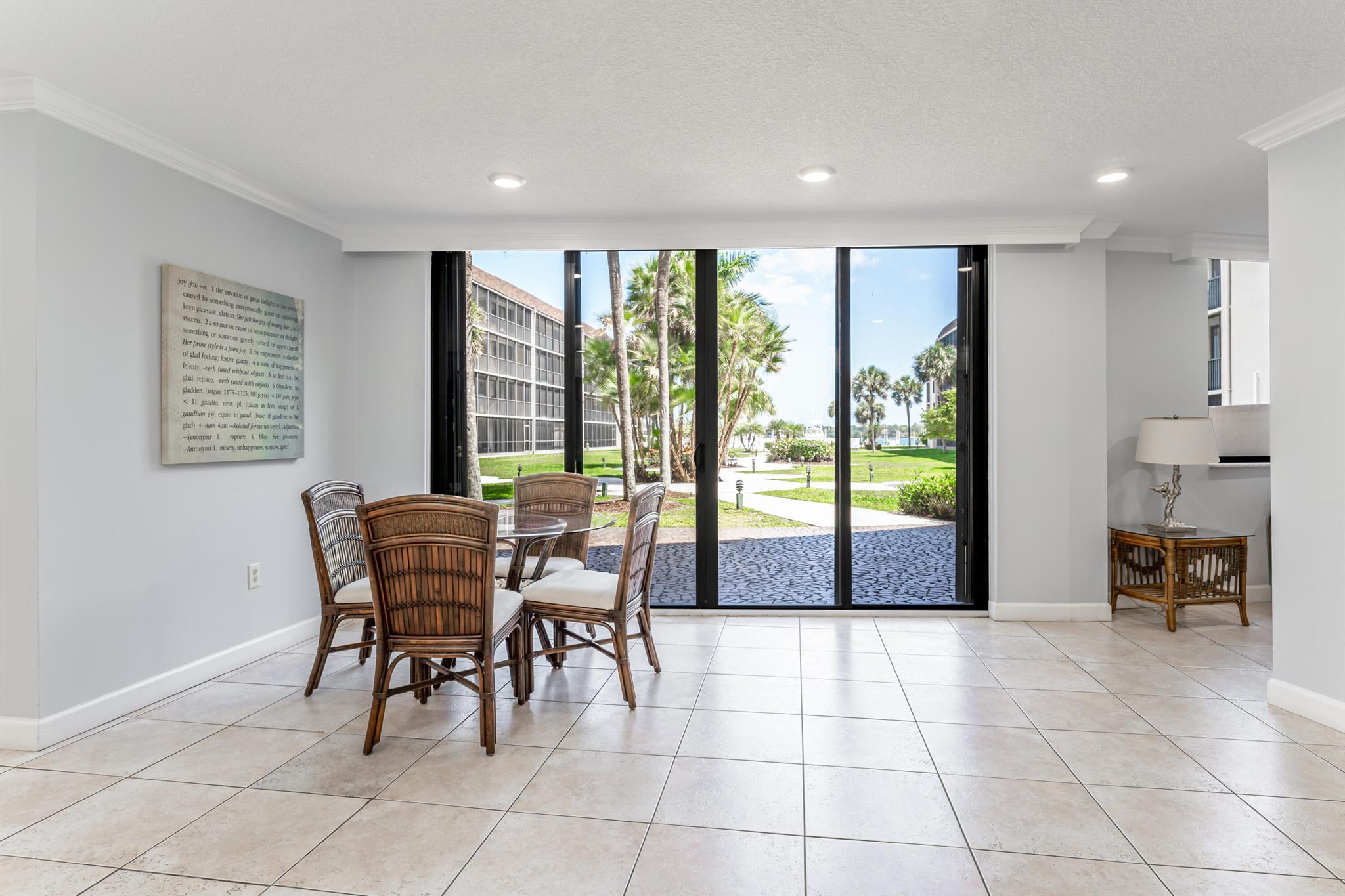 2424 N Federal Highway 203