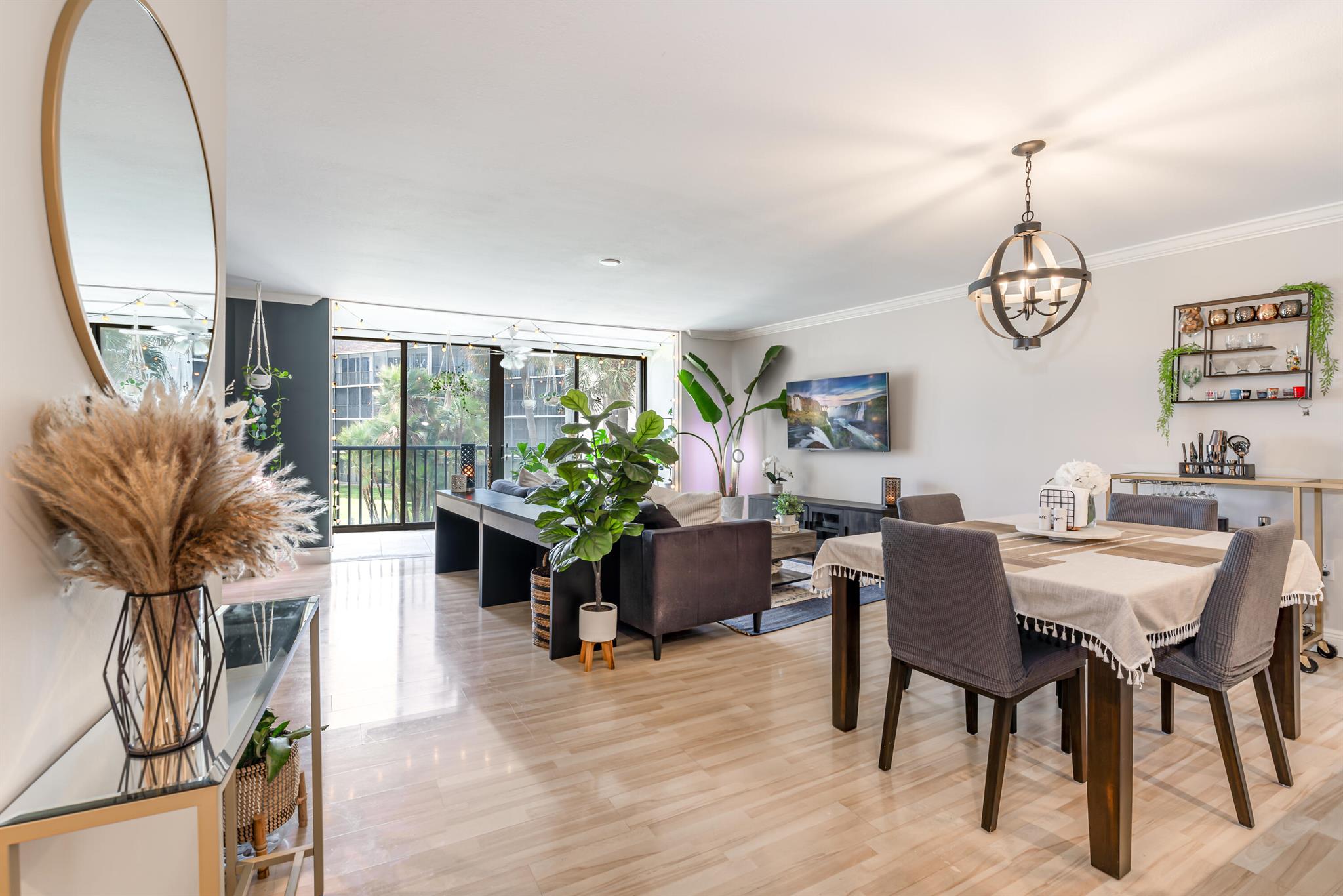 2424 N Federal Highway 203