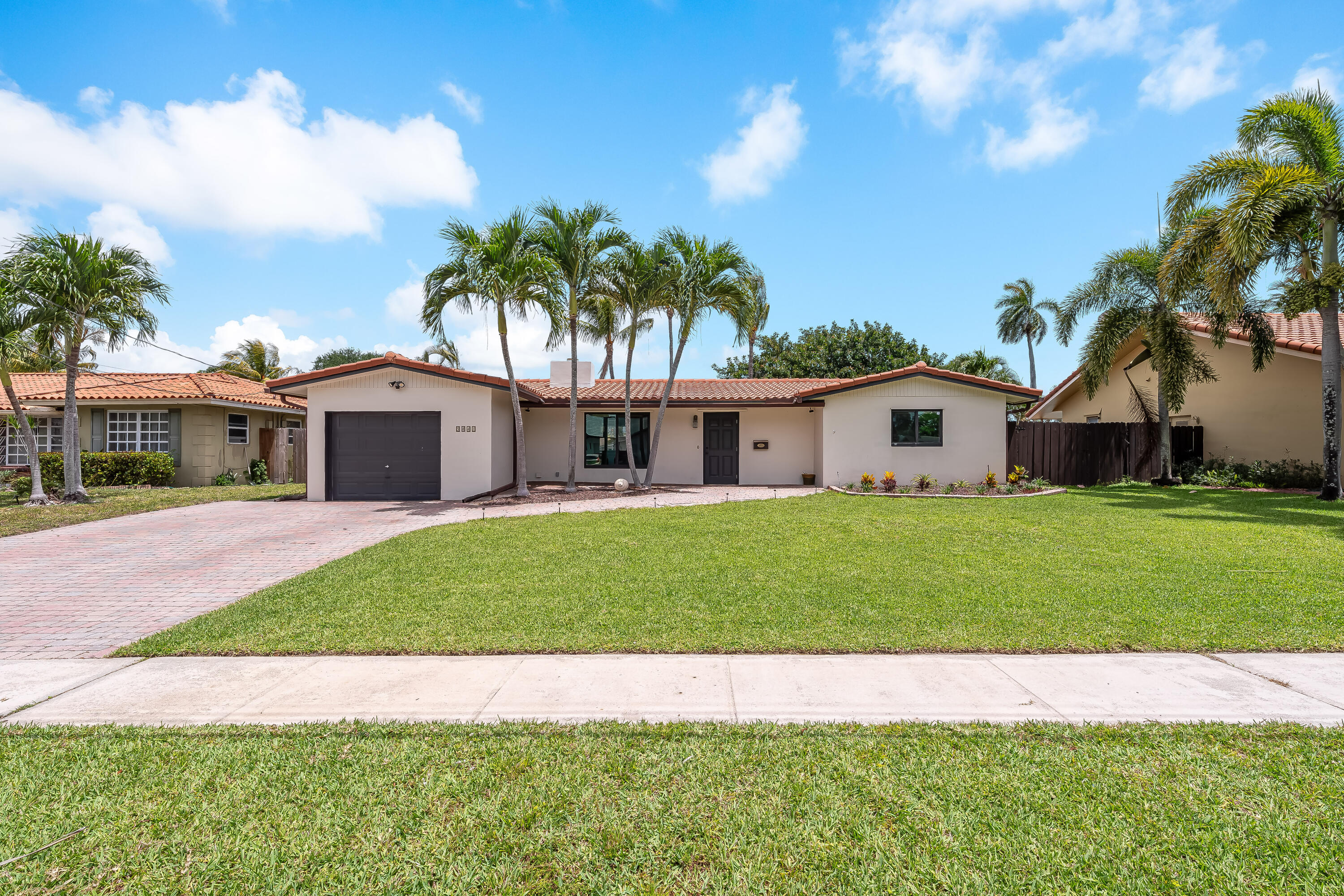 5841 SW 19th Street