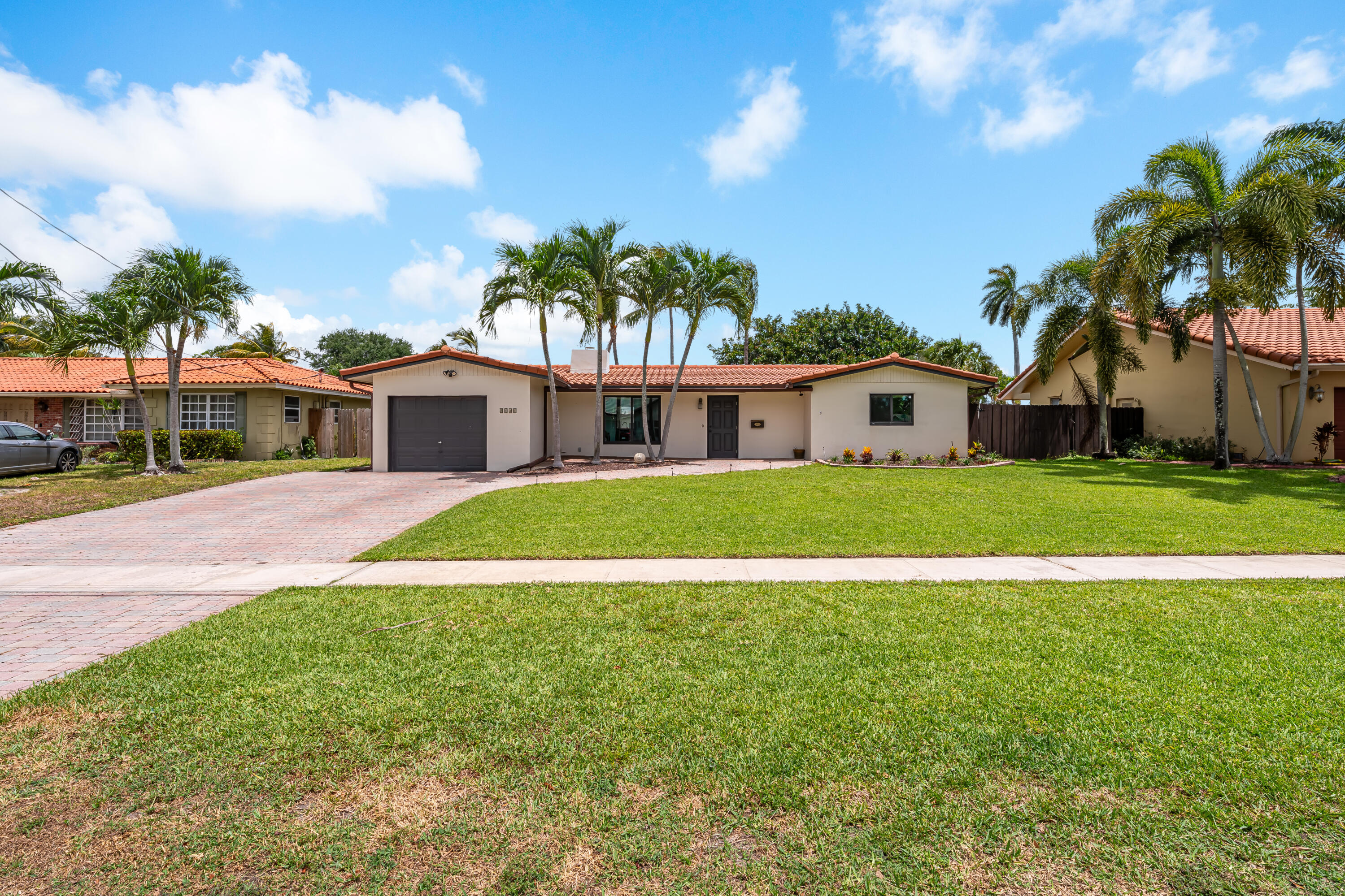 5841 SW 19th Street