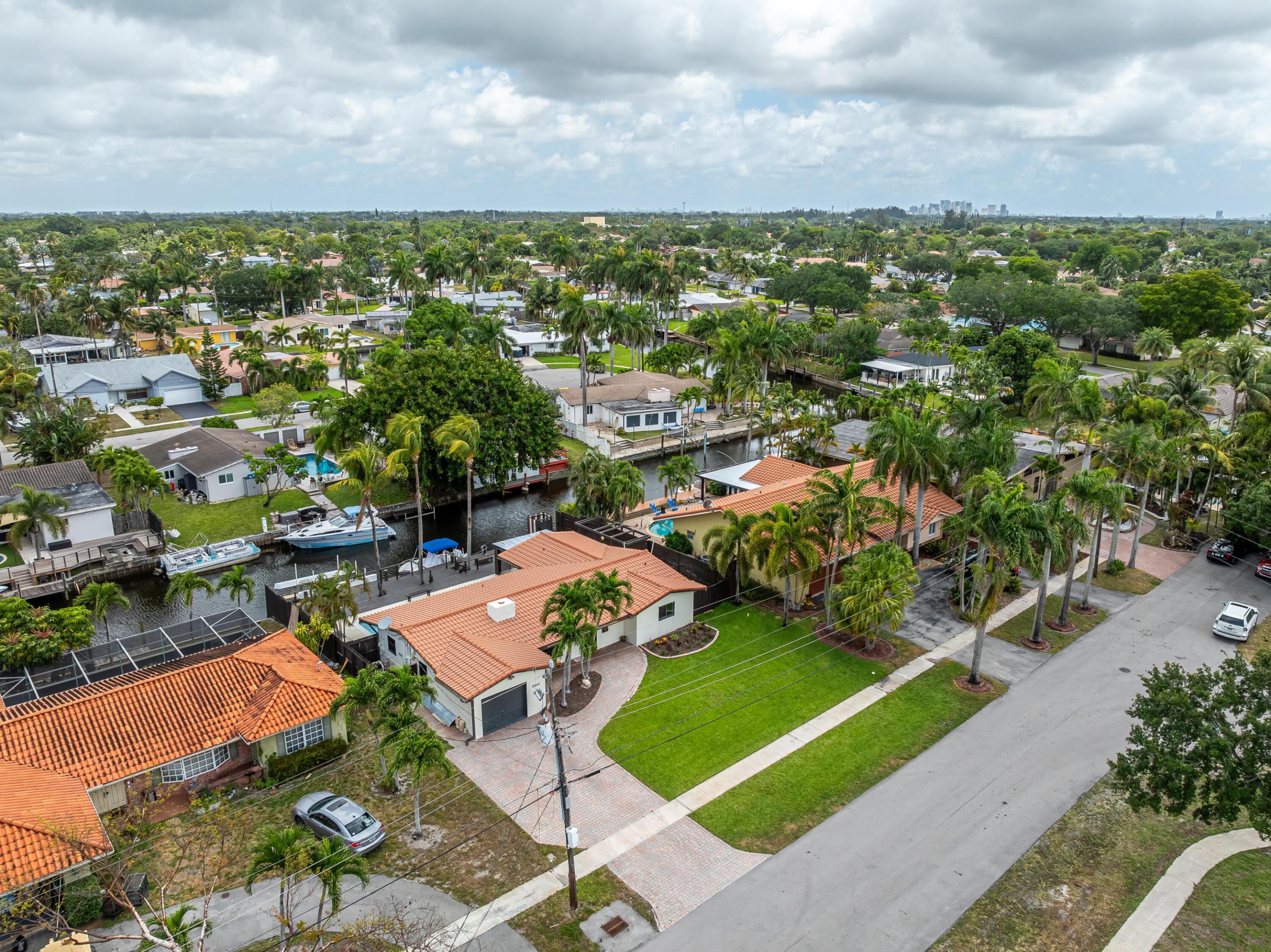 5841 SW 19th Street
