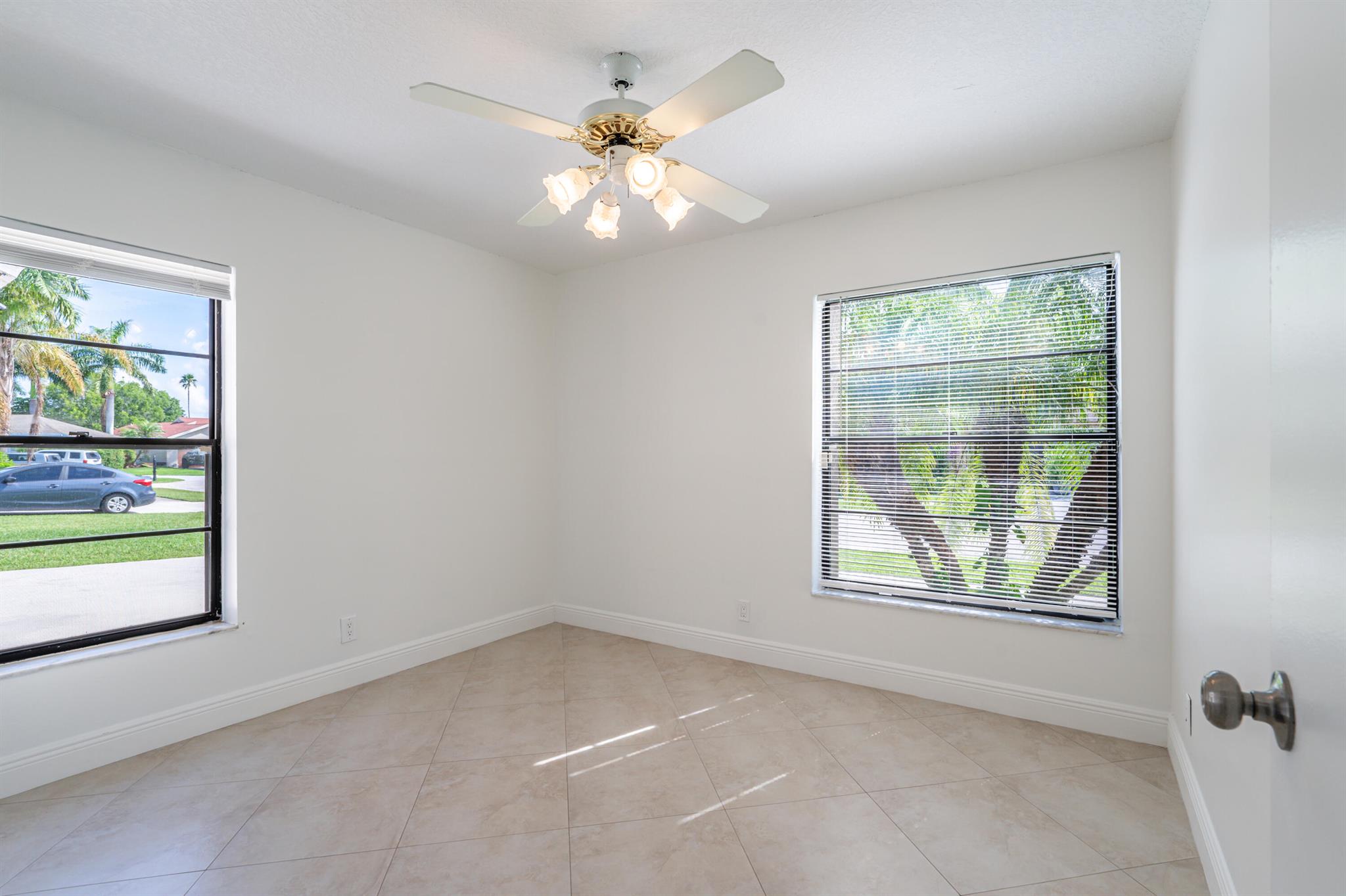 20971 Woodspring Avenue