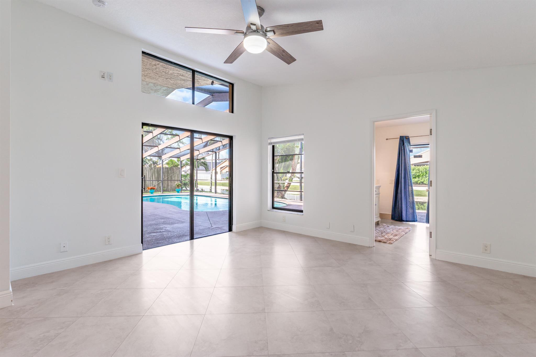 20971 Woodspring Avenue