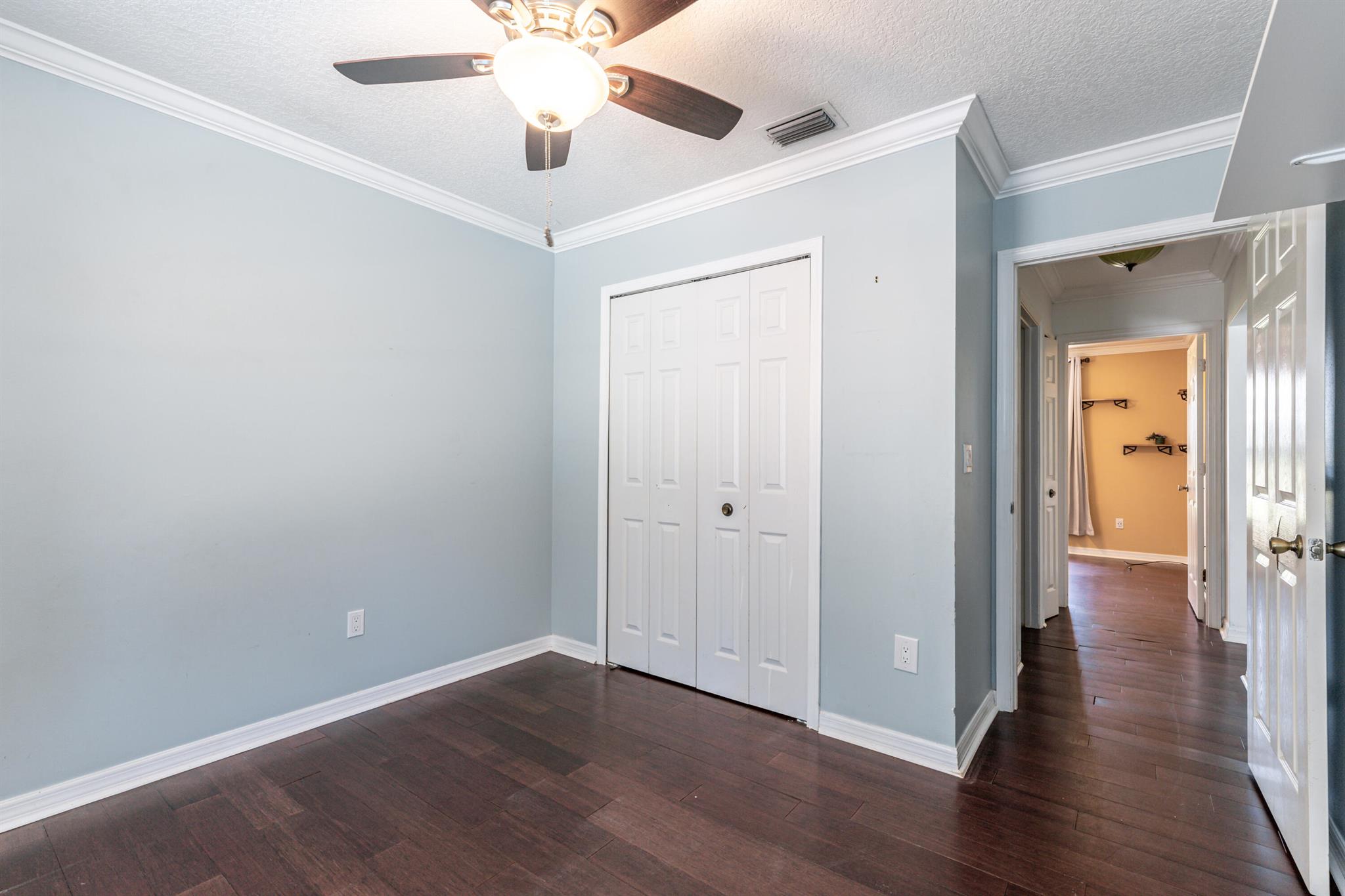 18347 Murcott Boulevard