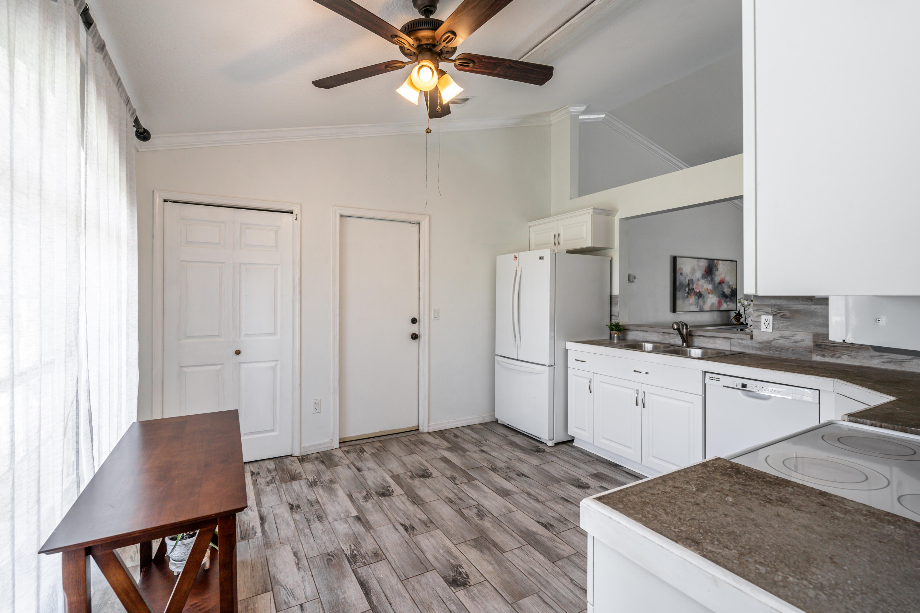 18347 Murcott Boulevard