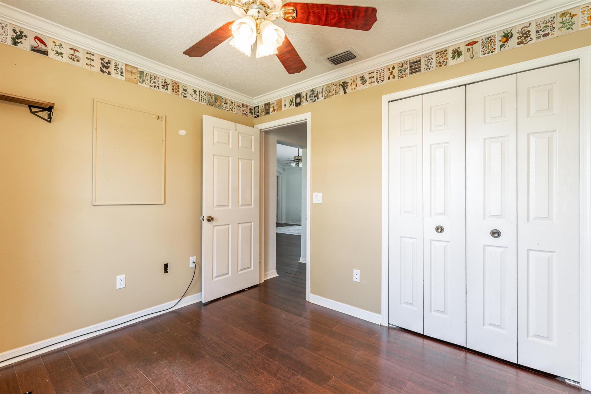 18347 Murcott Boulevard