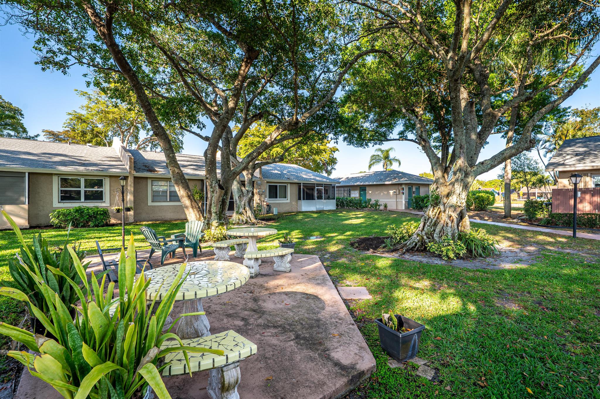 770 Banks Road