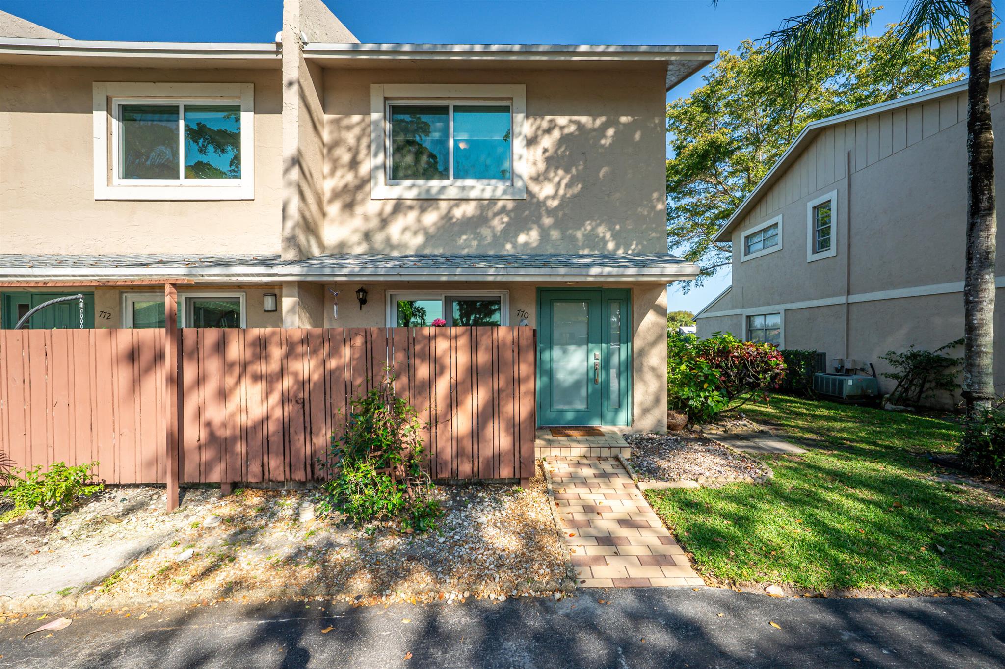 770 Banks Road