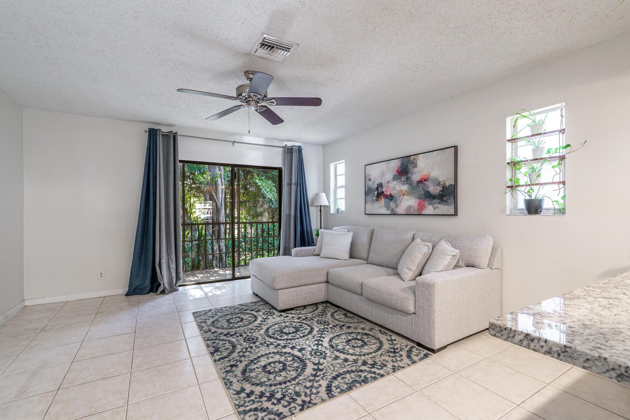 9124 NW 40th Street 20