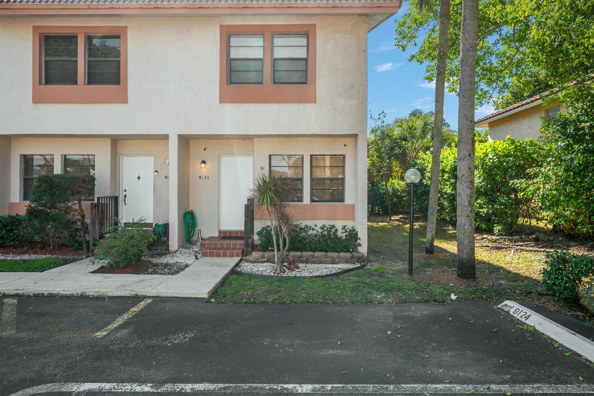 9124 NW 40th Street 20