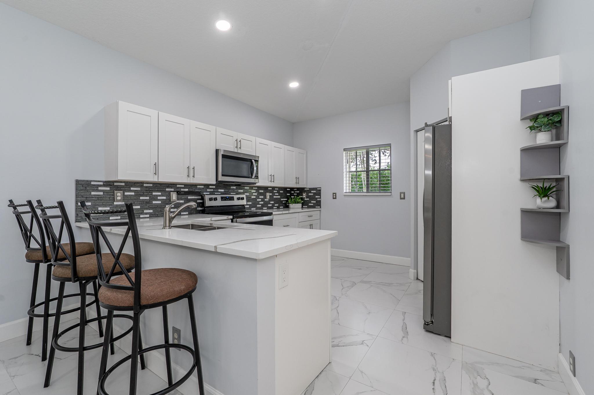 2285 Windjammer Way