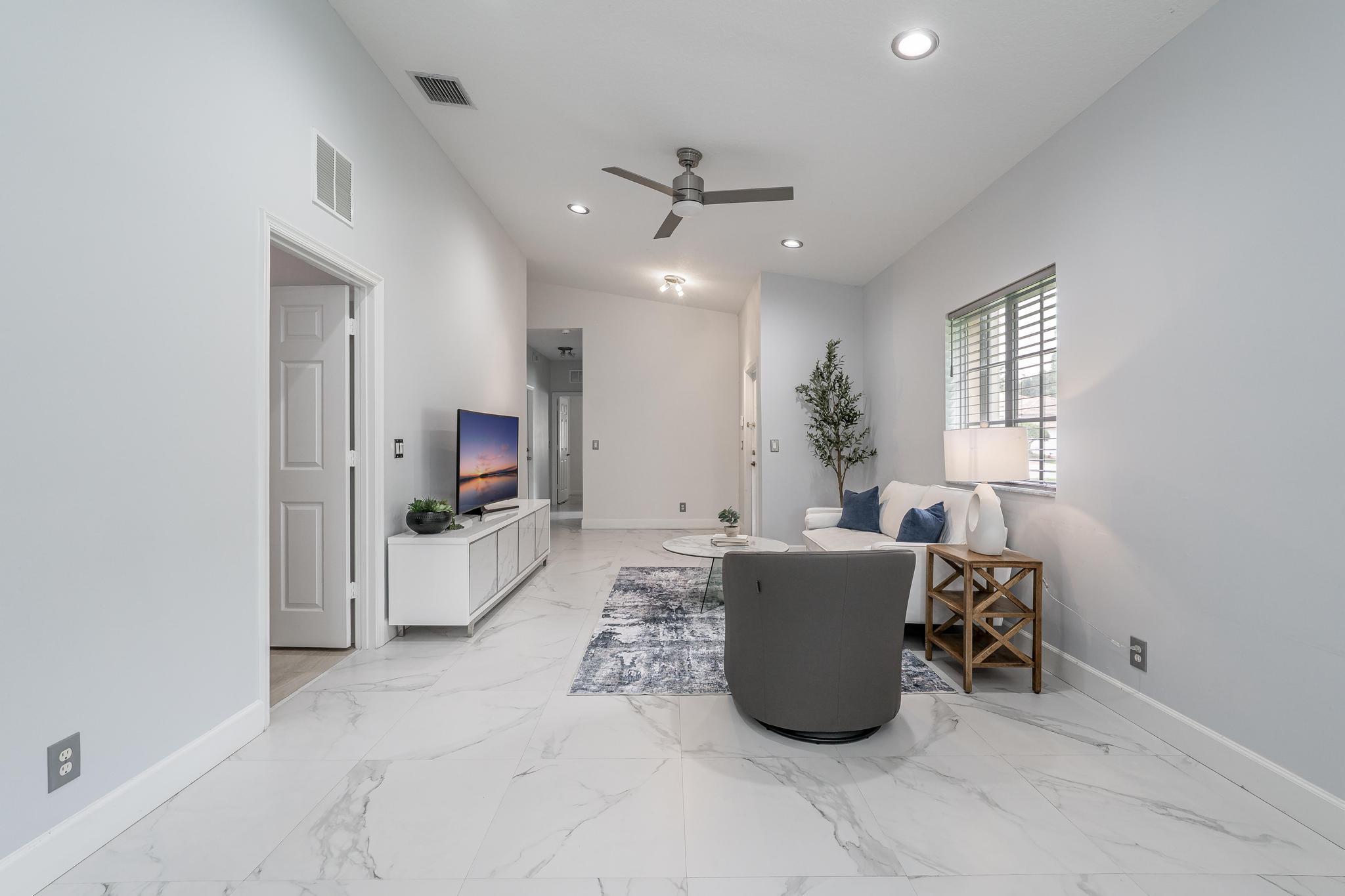 2285 Windjammer Way