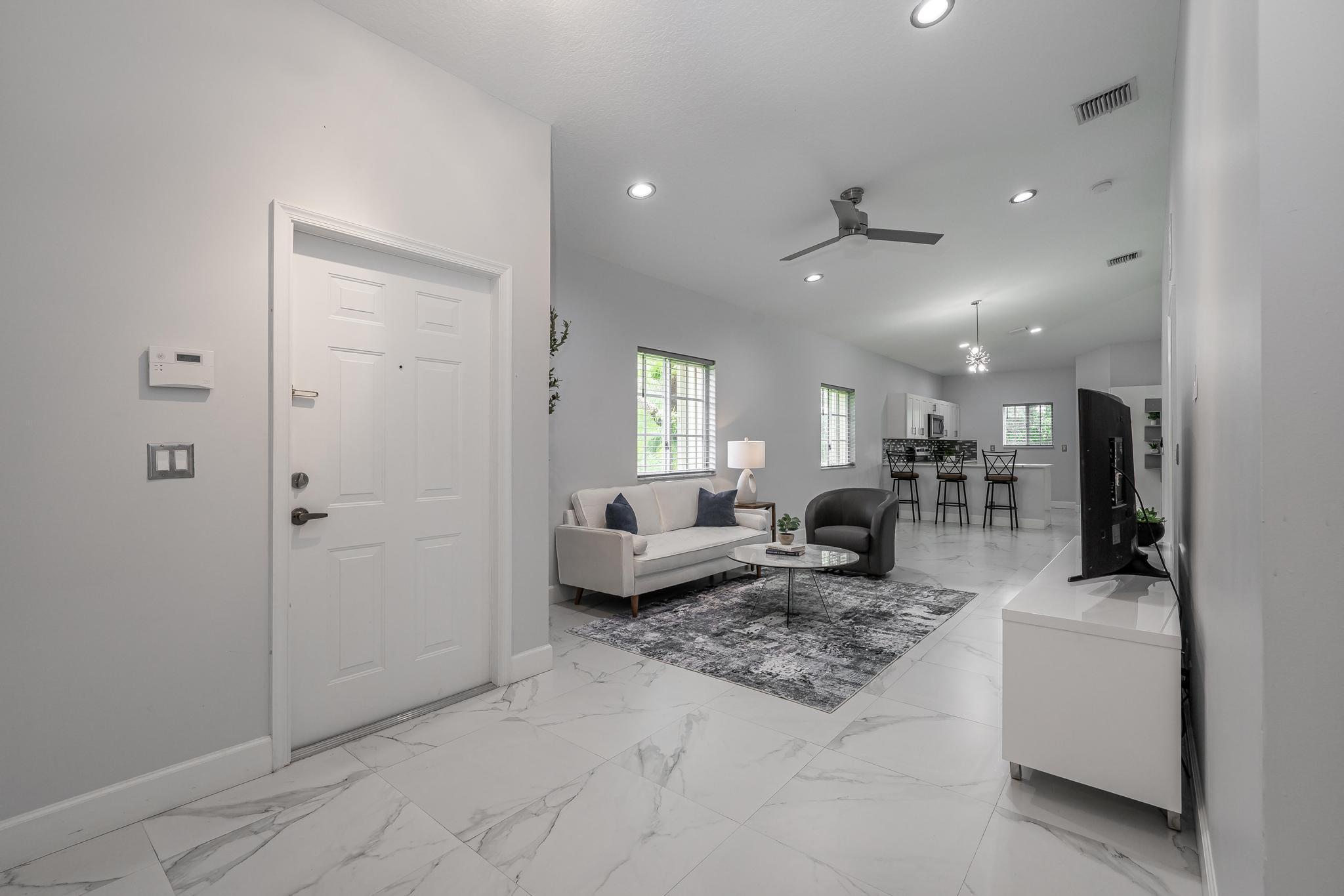 2285 Windjammer Way