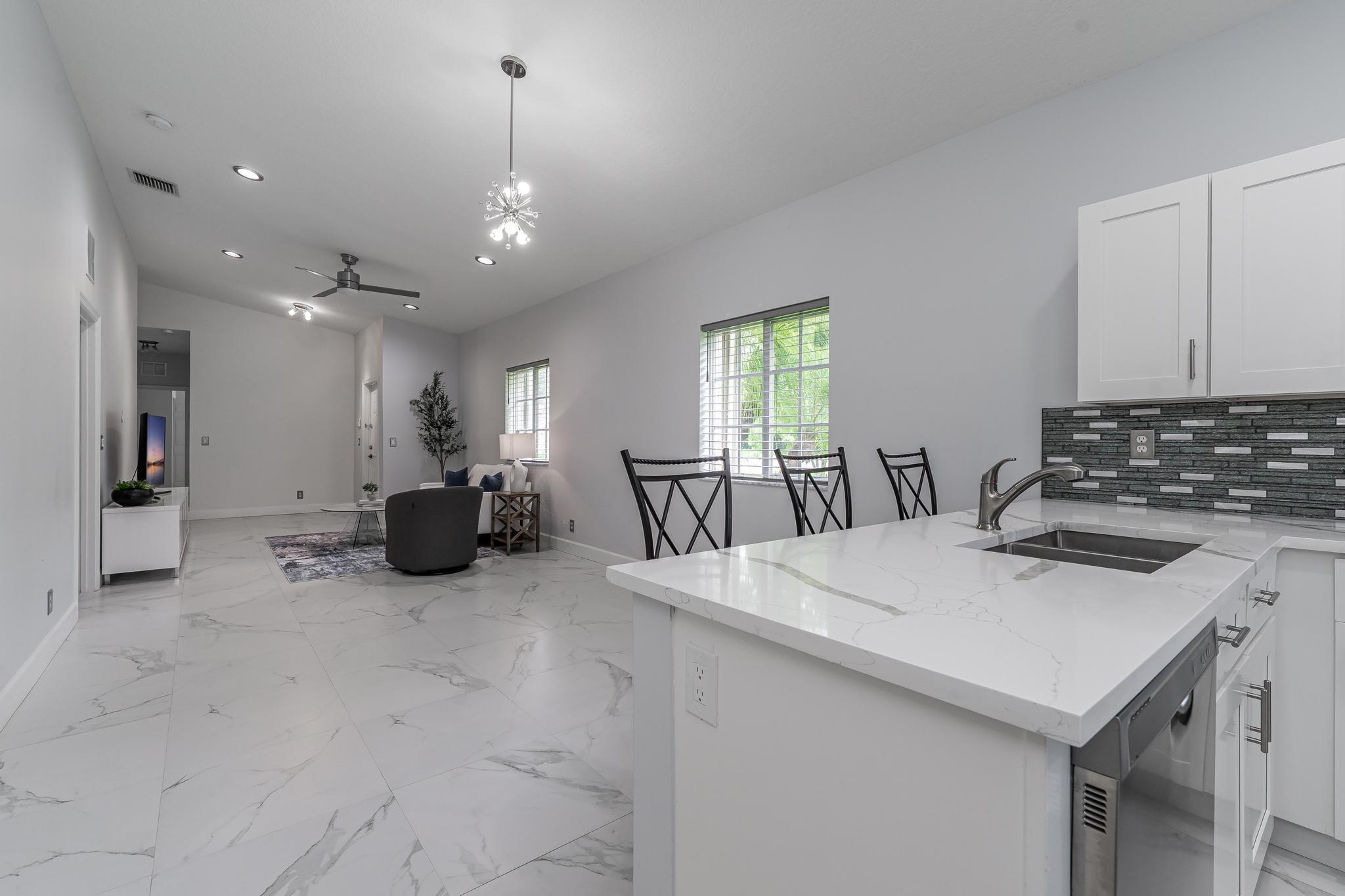 2285 Windjammer Way