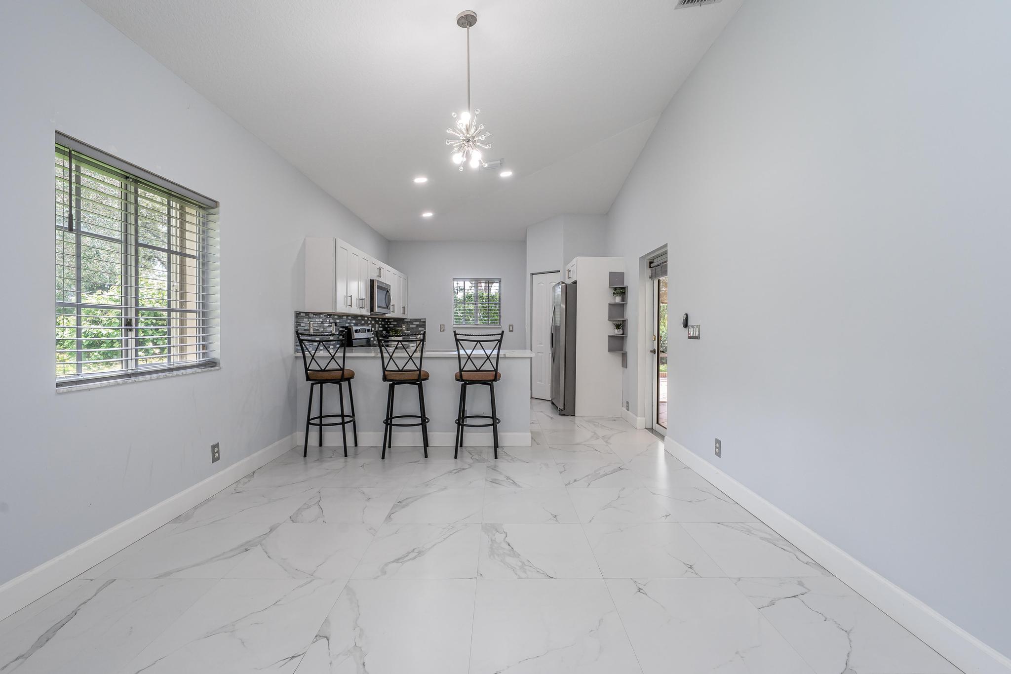 2285 Windjammer Way