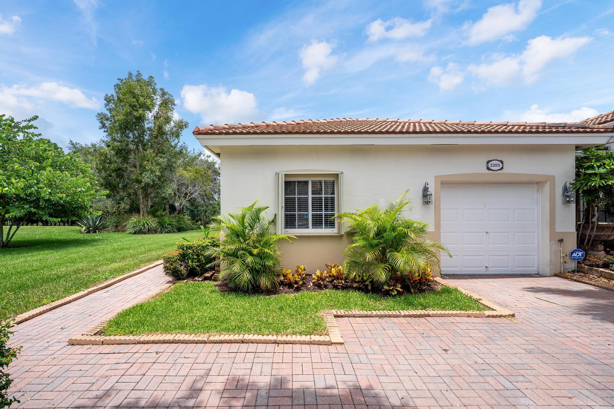 2285 Windjammer Way