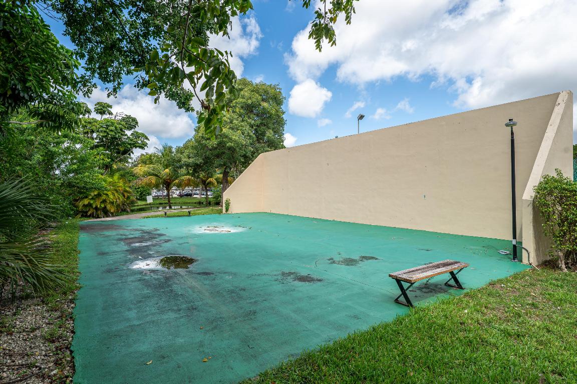 7100 NW 17th Street 220