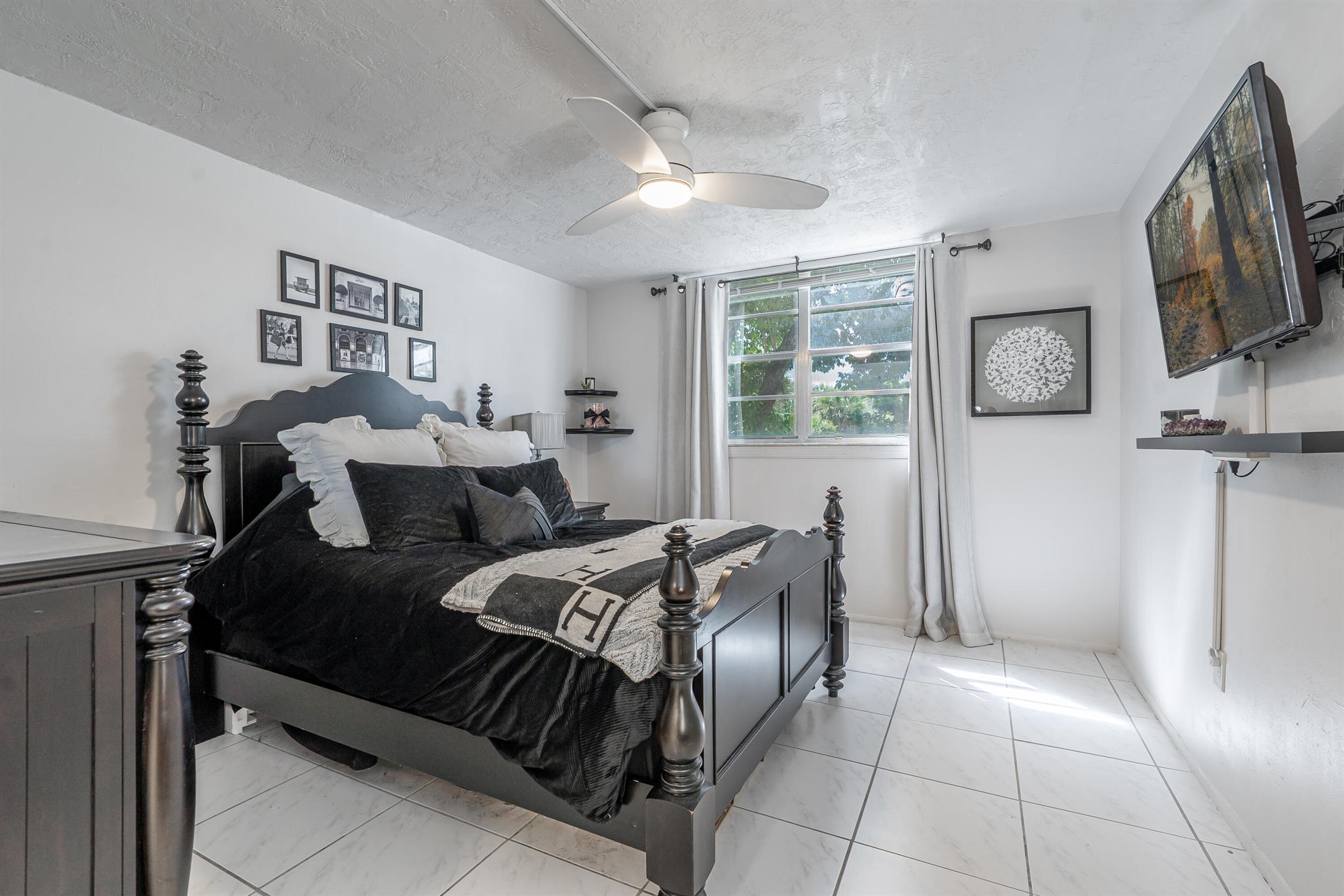 7100 NW 17th Street 220