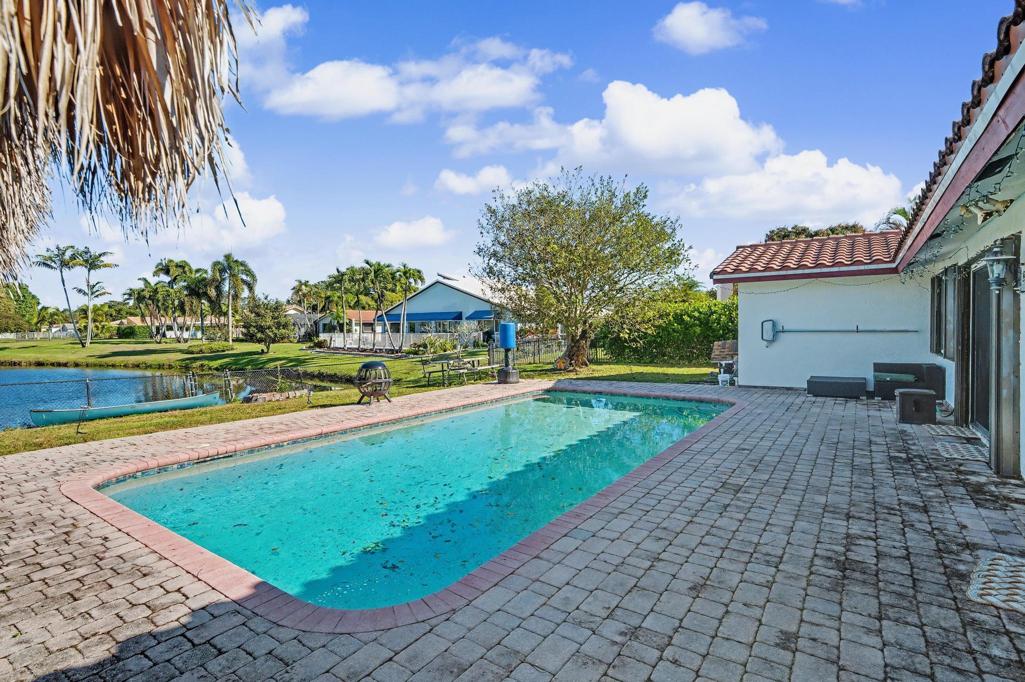8231 NW 6th Court